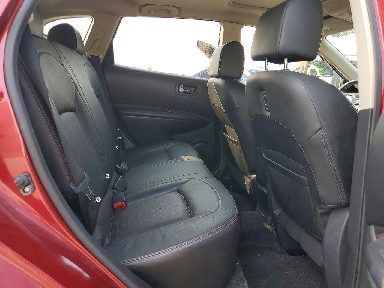 2010 Nissan Rogue S Red vin: JN8AS5MV3AW107385
