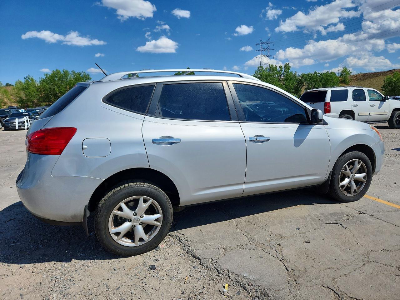 2010 Nissan Rogue S Silver vin: JN8AS5MV3AW602606
