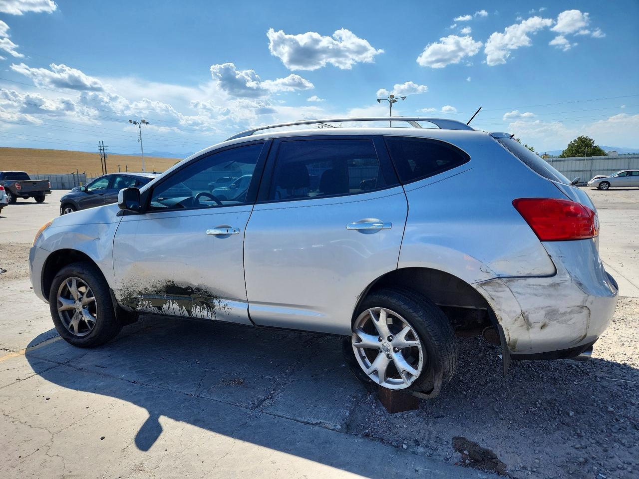 2010 Nissan Rogue S Silver vin: JN8AS5MV3AW602606