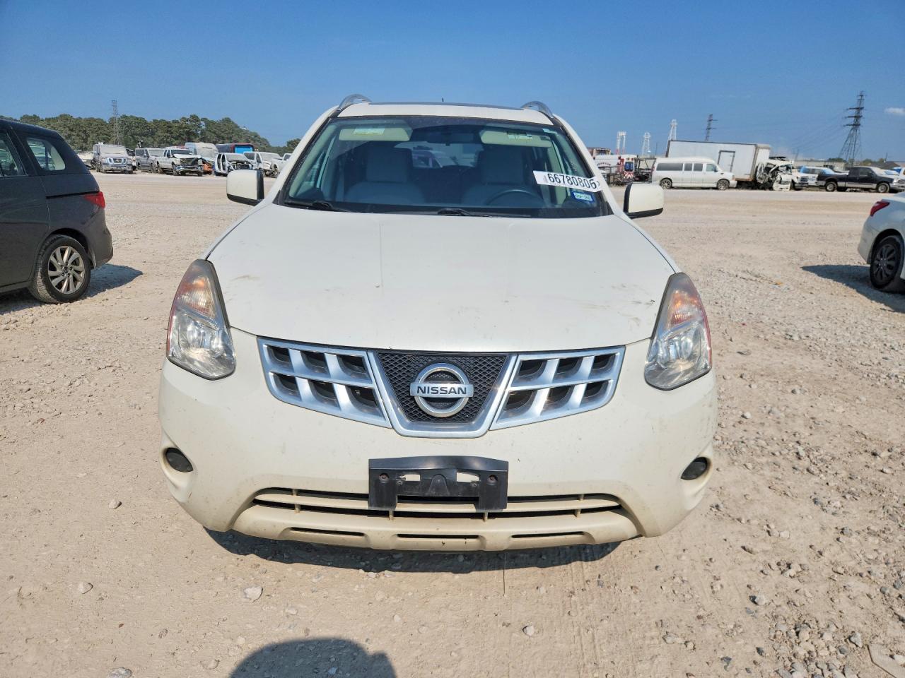 2011 Nissan Rogue S White vin: JN8AS5MV3BW261516