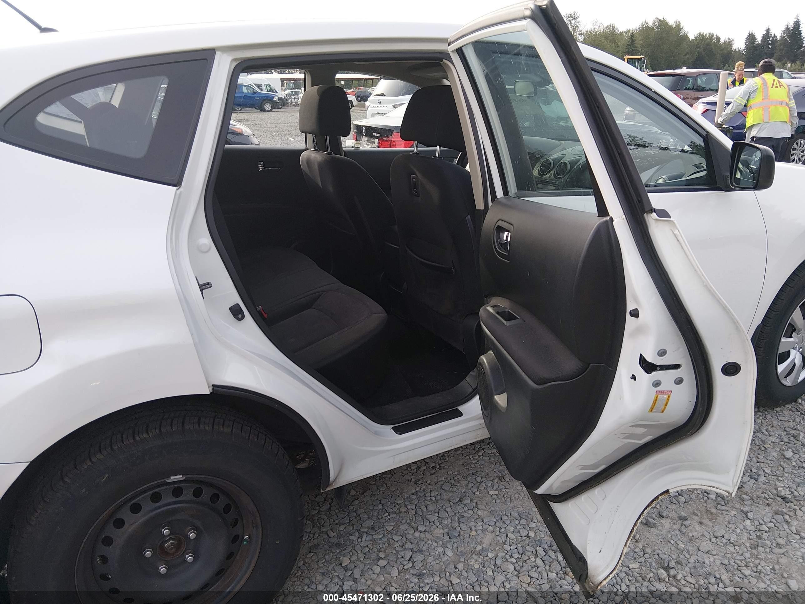 2011 Nissan Rogue S White vin: JN8AS5MV3BW273505