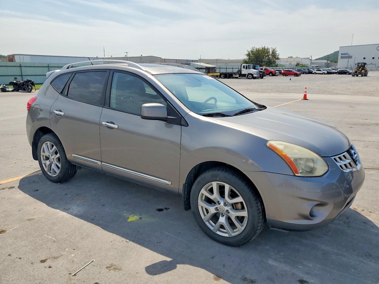 2011 Nissan Rogue S Gold vin: JN8AS5MV3BW276811