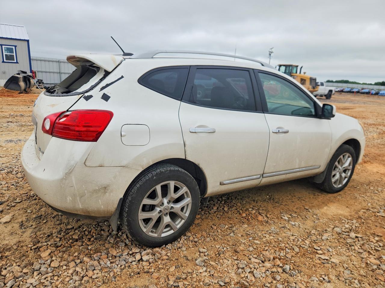 2011 Nissan Rogue S White vin: JN8AS5MV3BW283211