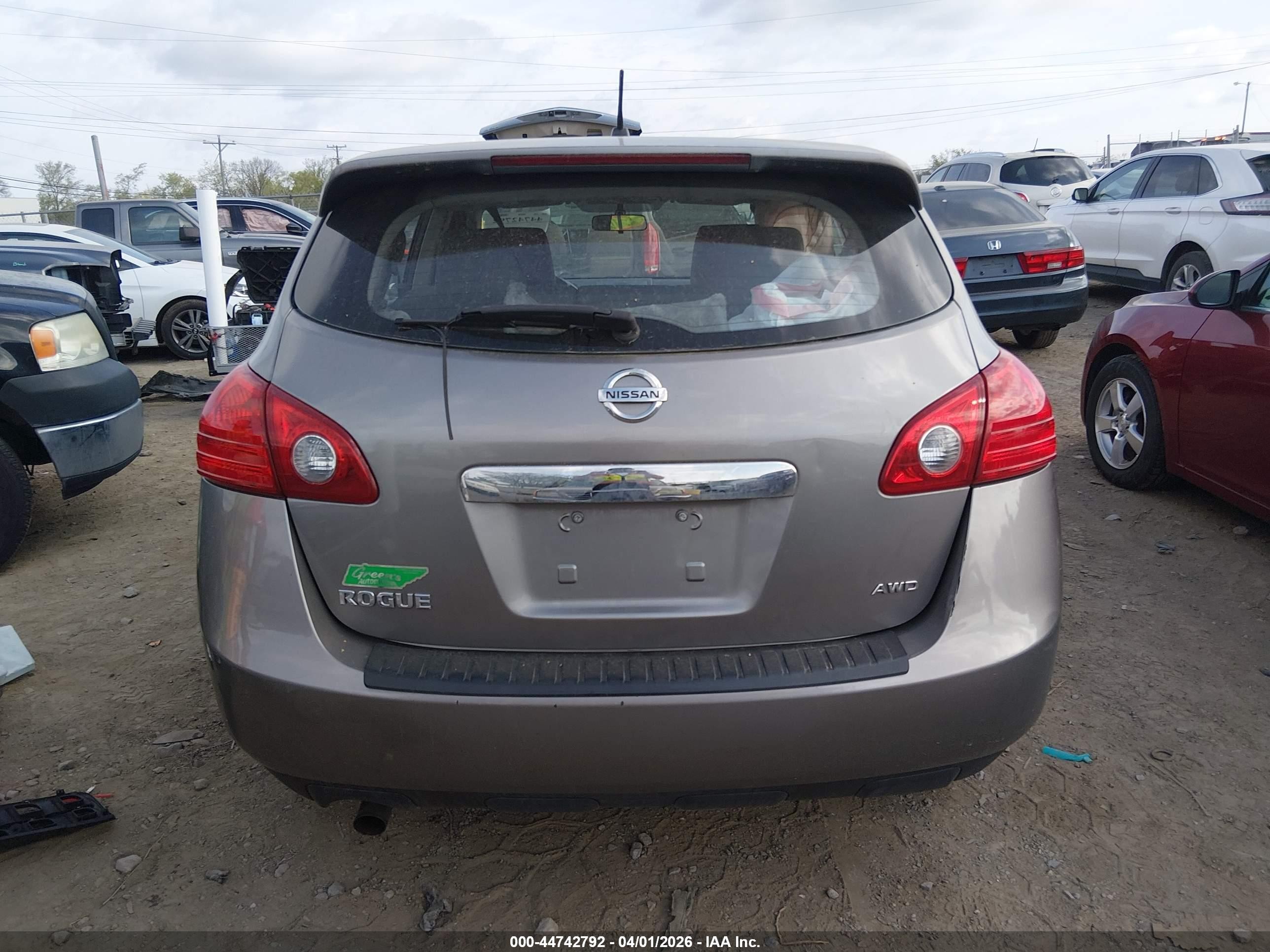2011 Nissan Rogue S Silver vin: JN8AS5MV3BW303604