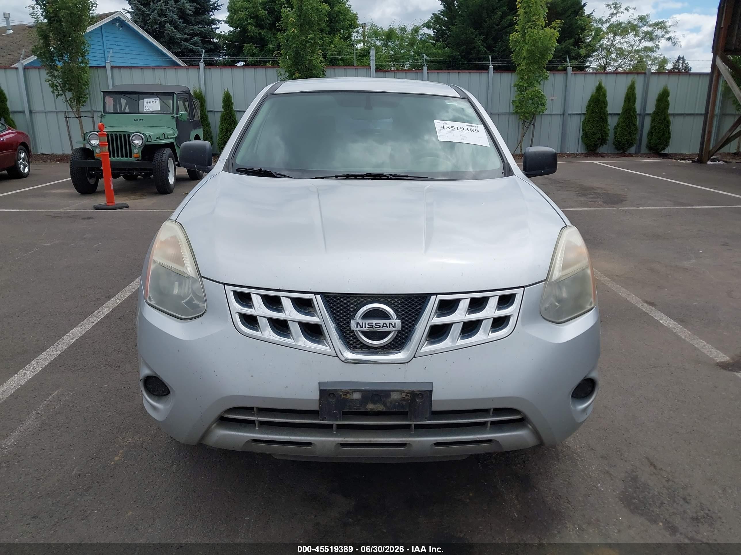 2011 Nissan Rogue S Silver vin: JN8AS5MV3BW662919
