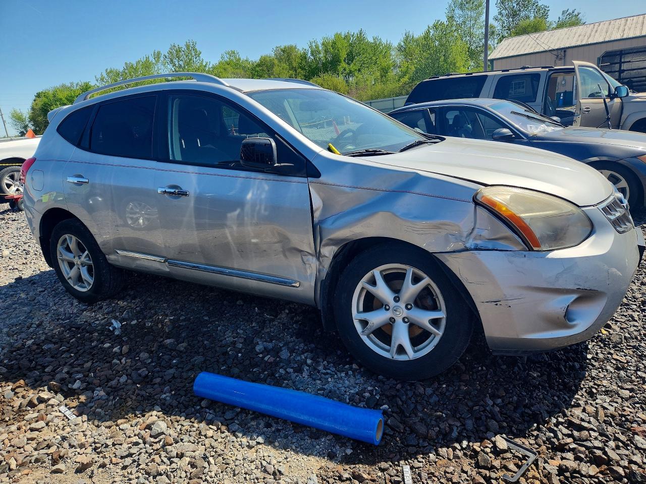 2011 Nissan Rogue S Silver vin: JN8AS5MV3BW678053