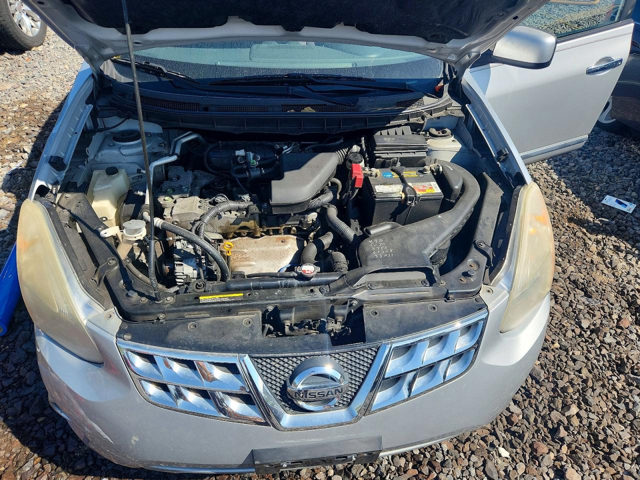 2011 Nissan Rogue S Silver vin: JN8AS5MV3BW678053