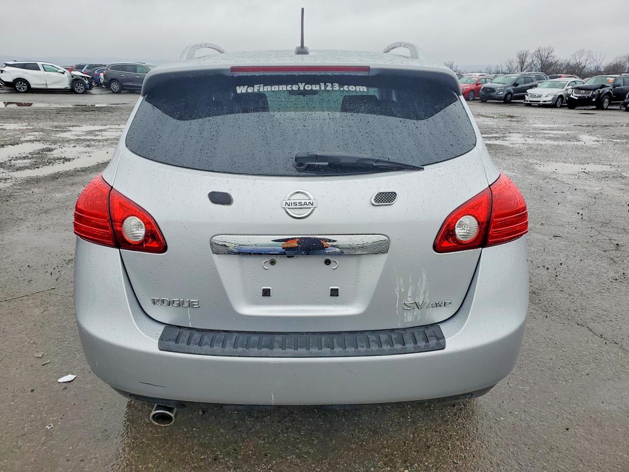 2011 Nissan Rogue S Silver vin: JN8AS5MV3BW686069