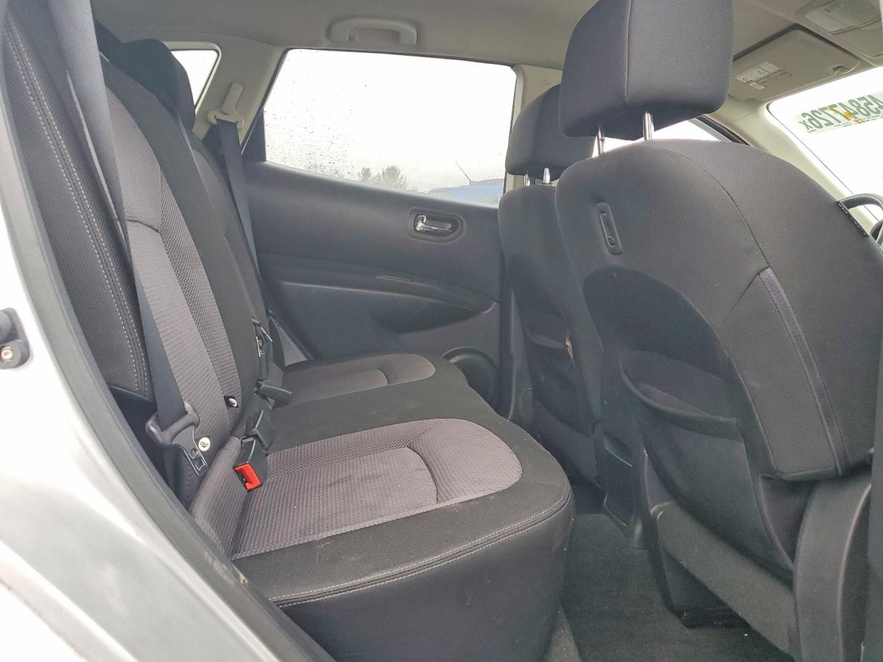 2011 Nissan Rogue S Silver vin: JN8AS5MV3BW686069
