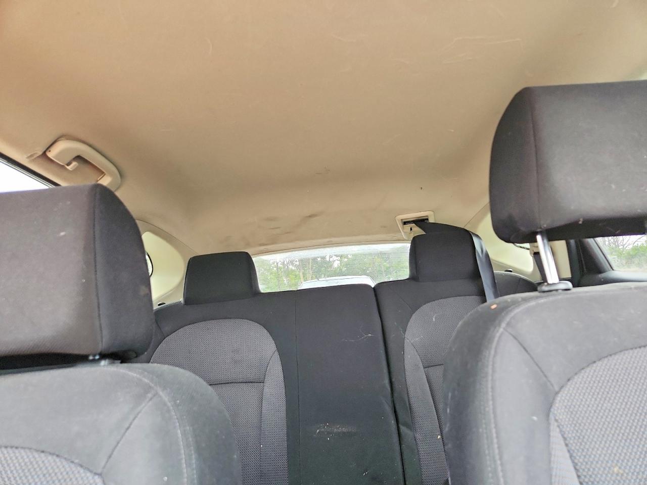 2012 Nissan Rogue S Silver vin: JN8AS5MV3CW359396