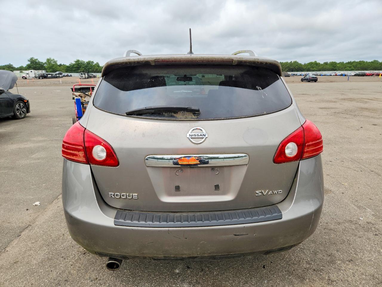 2012 Nissan Rogue S Silver vin: JN8AS5MV3CW359396