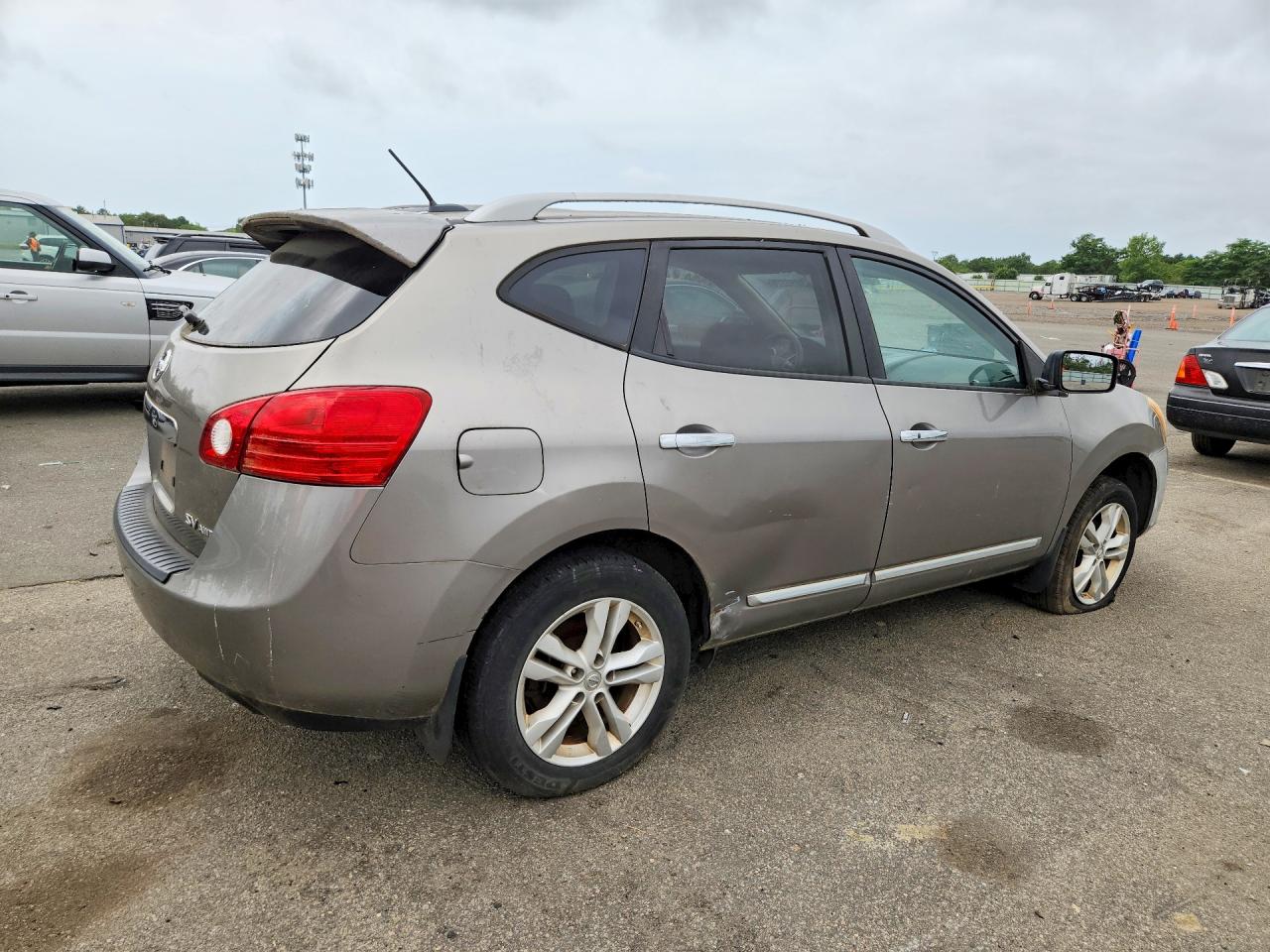 2012 Nissan Rogue S Silver vin: JN8AS5MV3CW359396