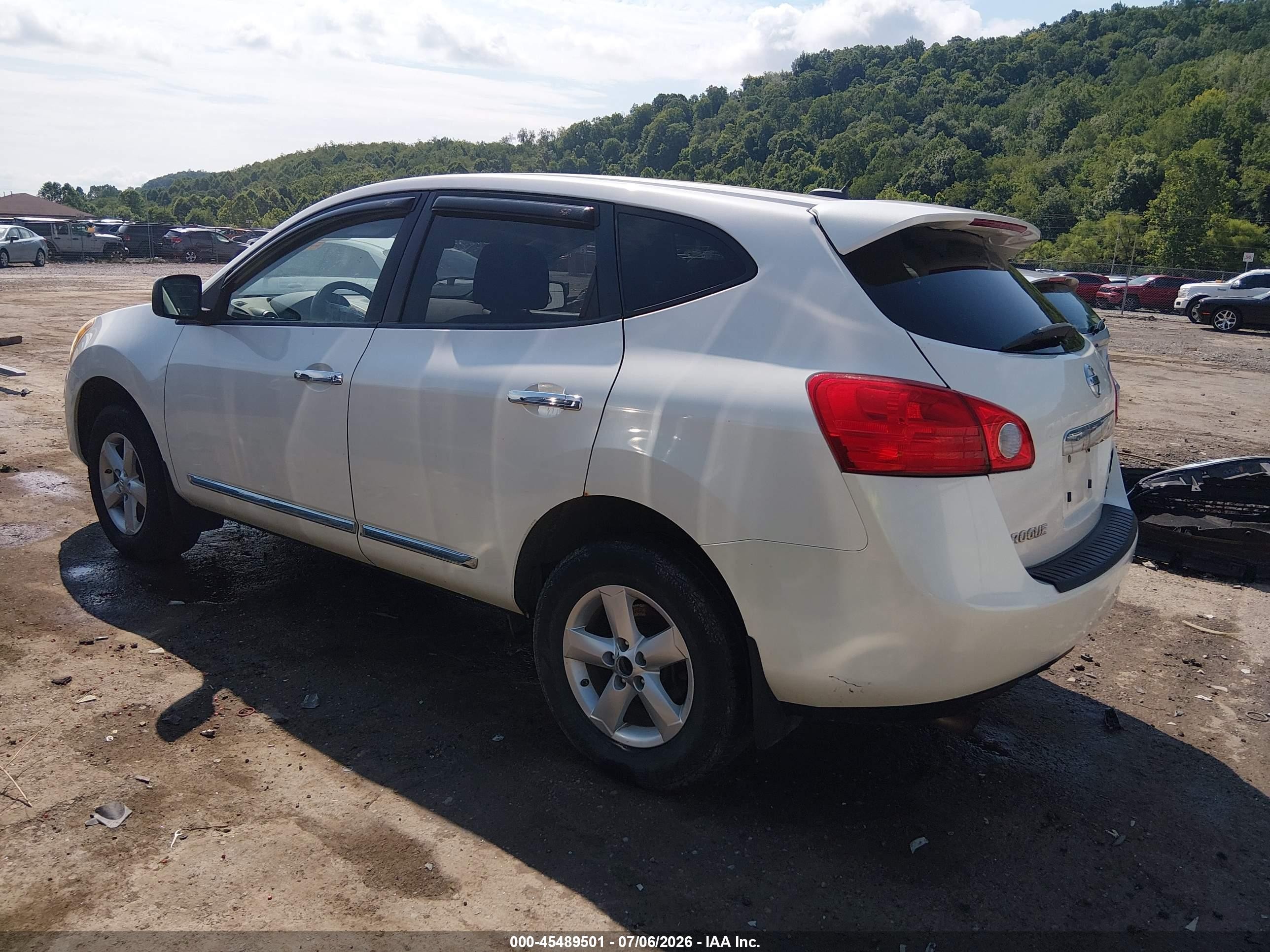 2012 Nissan Rogue S White vin: JN8AS5MV3CW366980