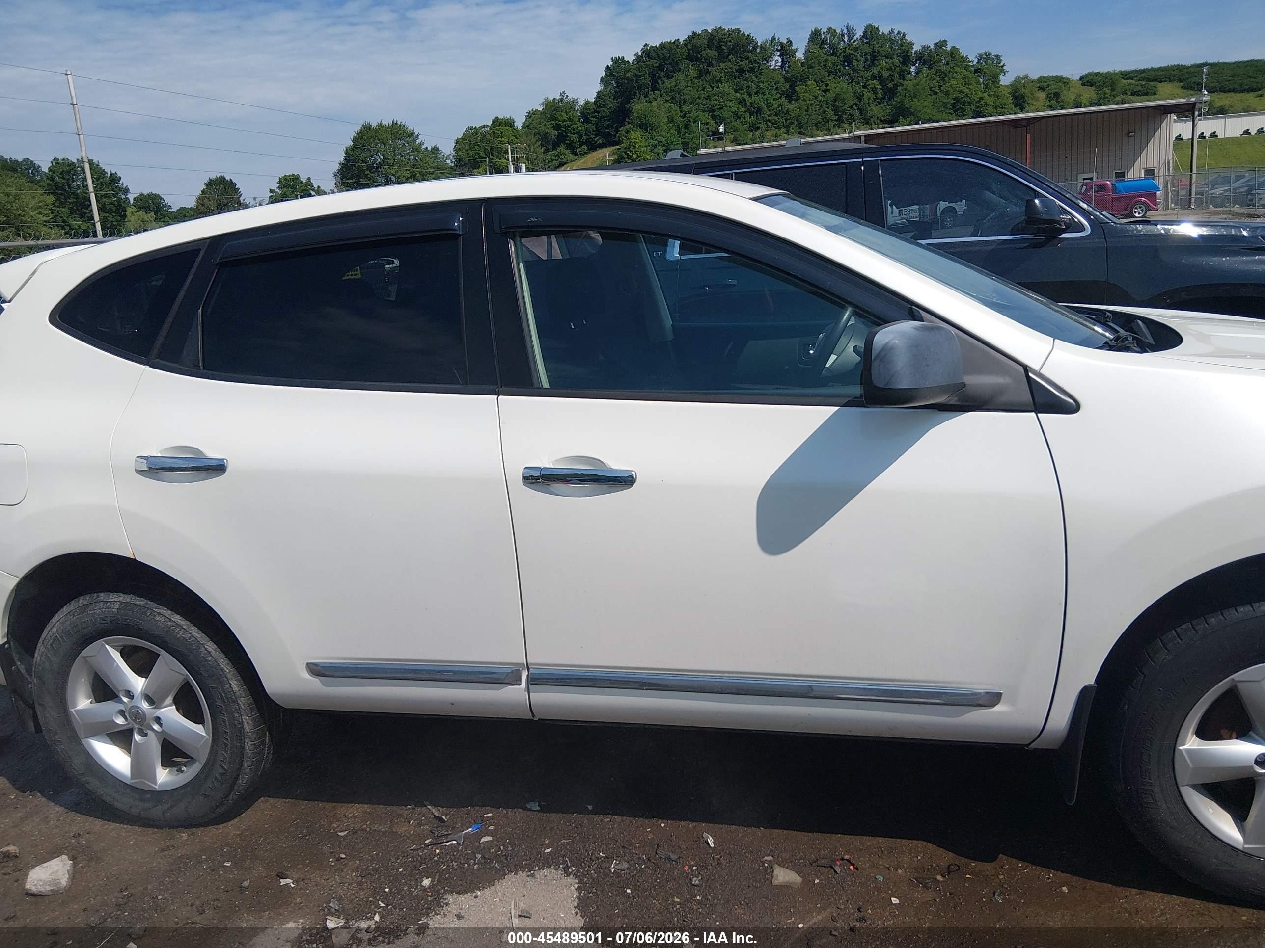 2012 Nissan Rogue S White vin: JN8AS5MV3CW366980