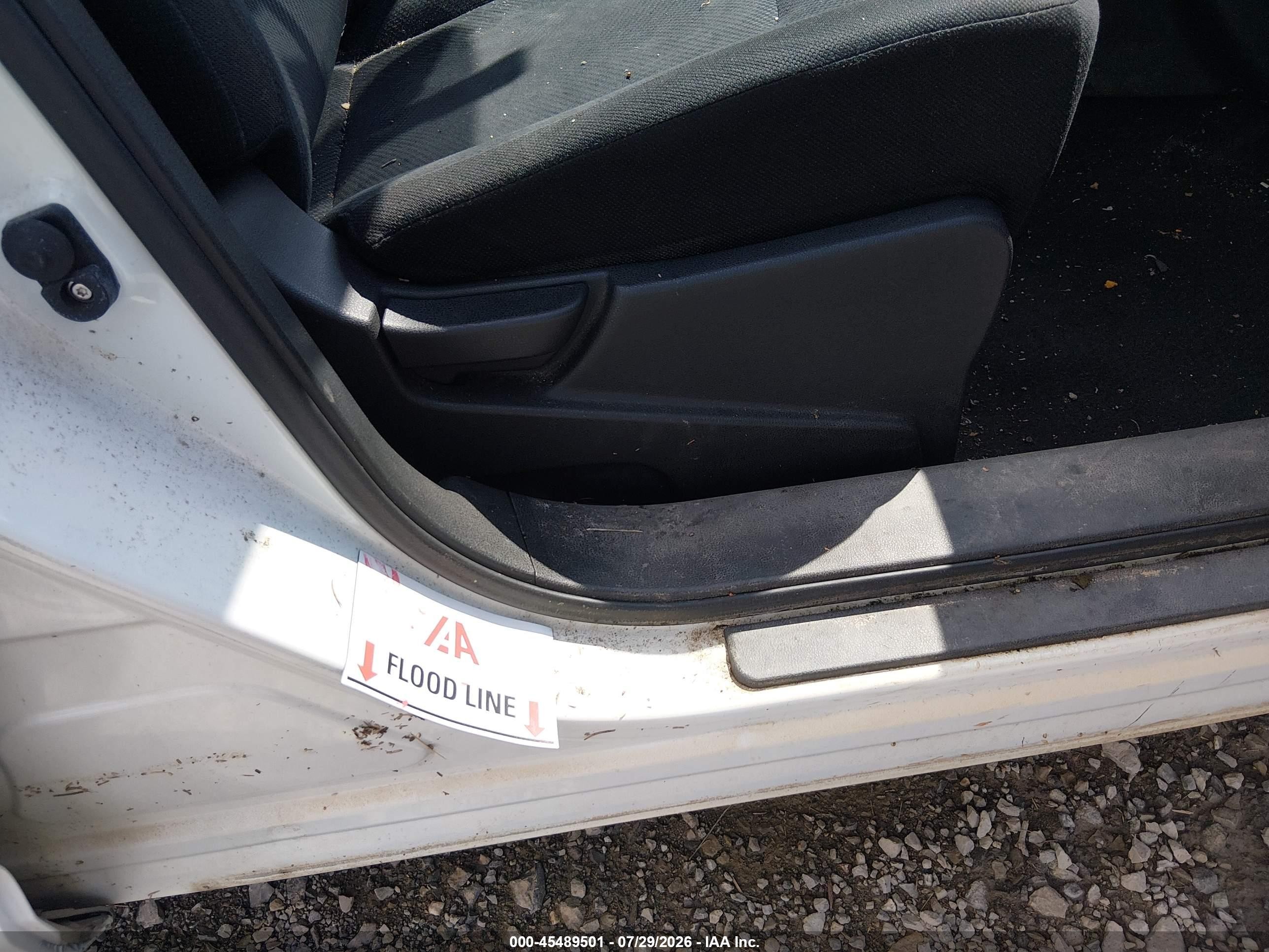 2012 Nissan Rogue S White vin: JN8AS5MV3CW366980