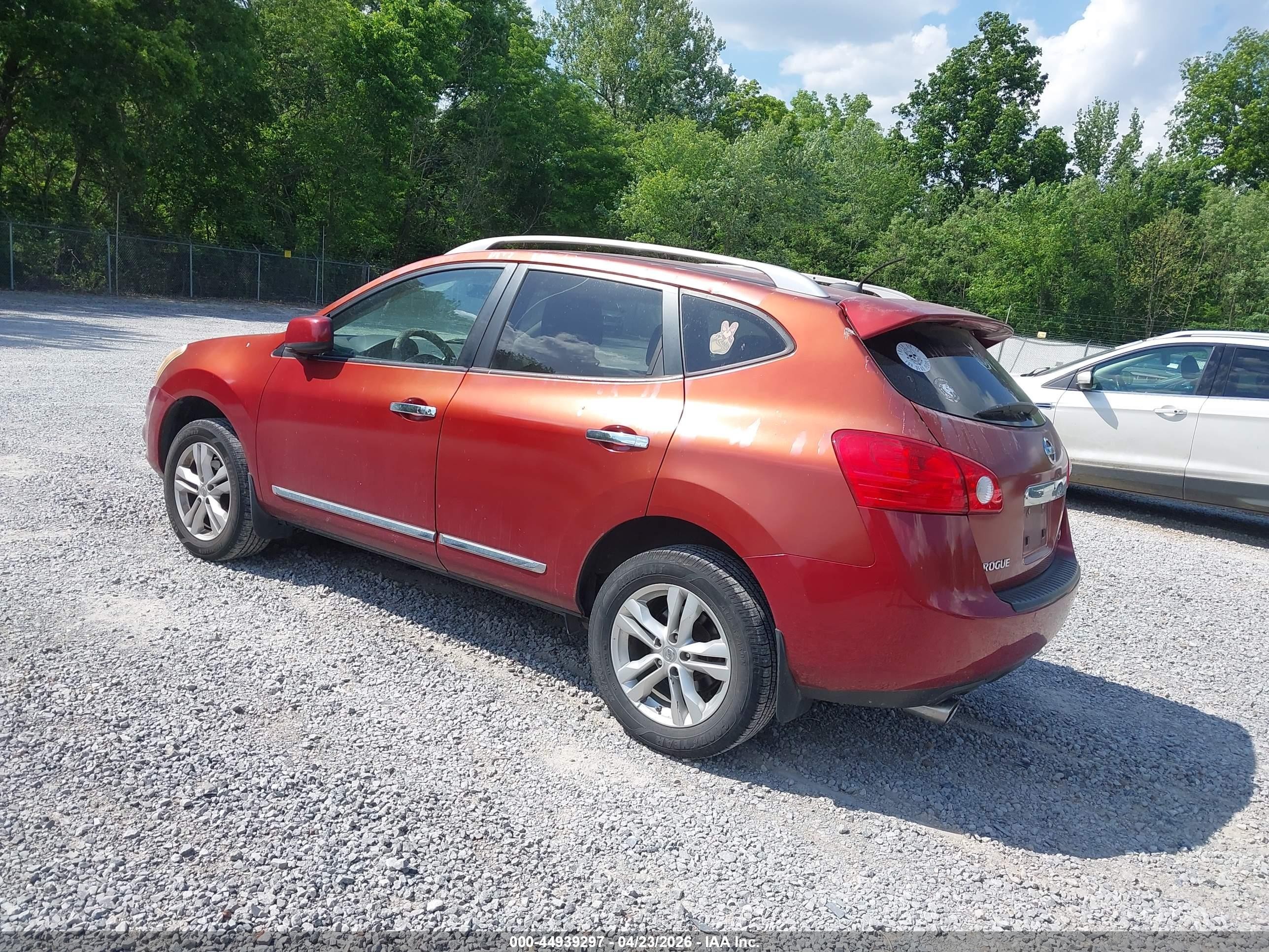 2012 Nissan Rogue Sv Red vin: JN8AS5MV3CW390163