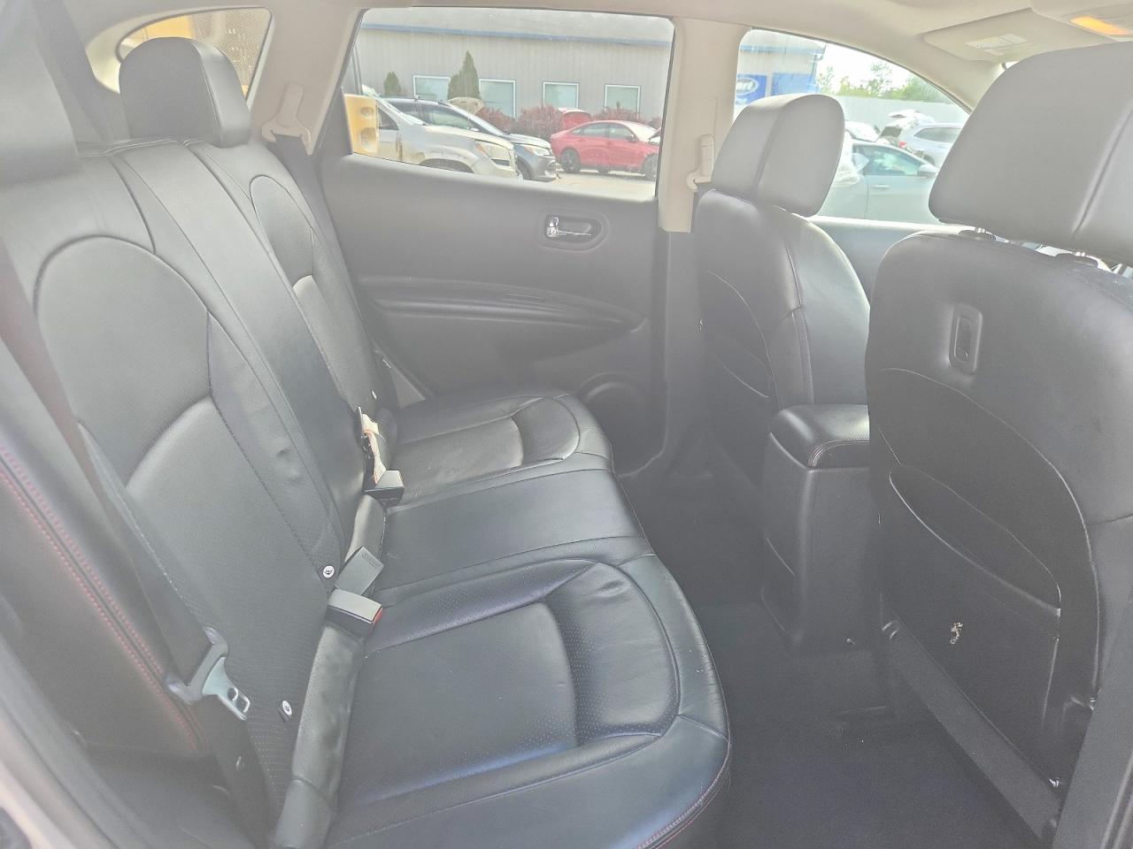 2012 Nissan Rogue S Silver vin: JN8AS5MV3CW391684