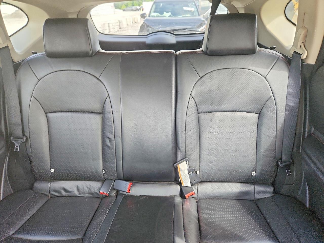 2012 Nissan Rogue S Silver vin: JN8AS5MV3CW391684
