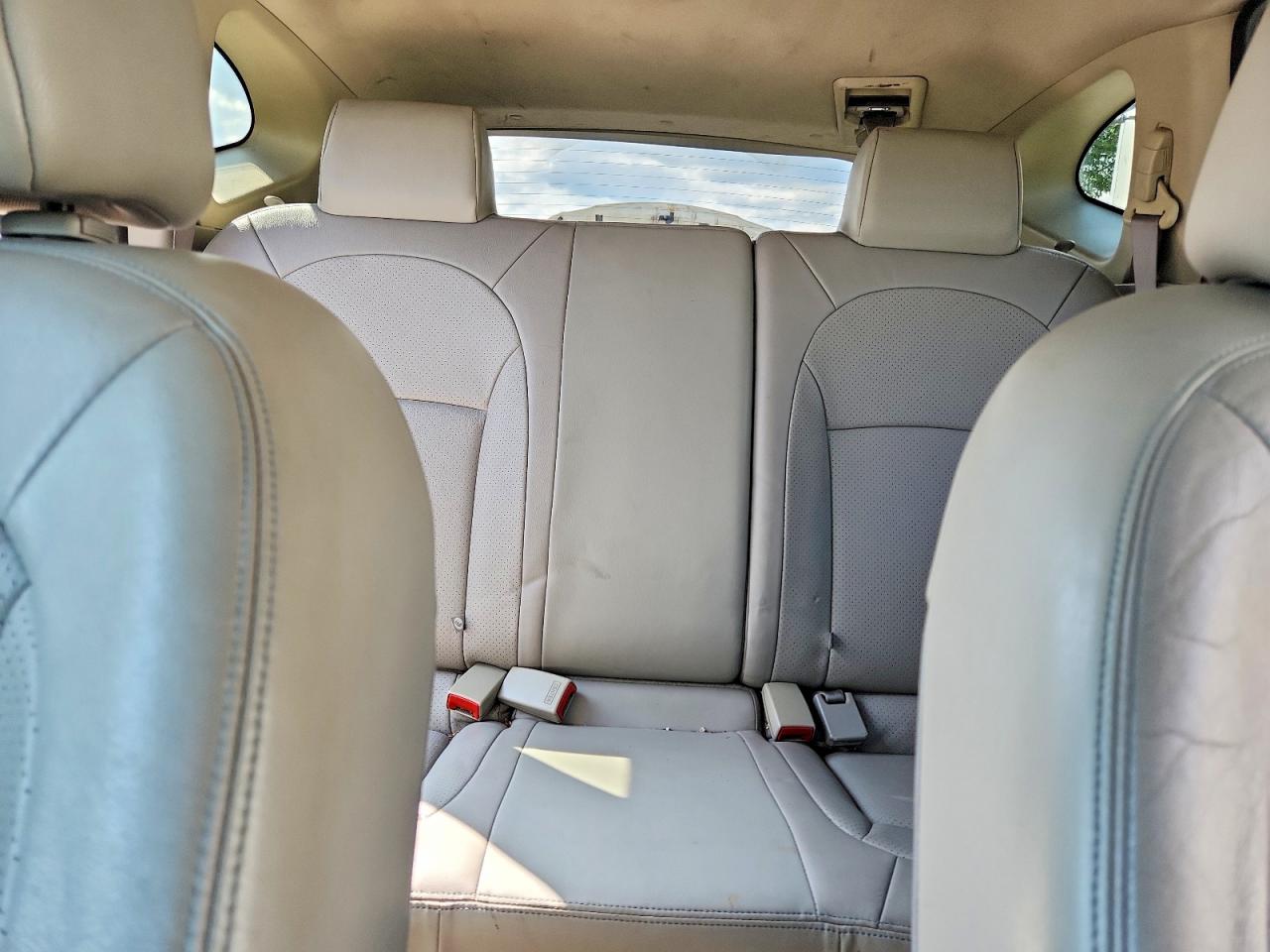 2012 Nissan Rogue S Серебряный vin: JN8AS5MV3CW420200