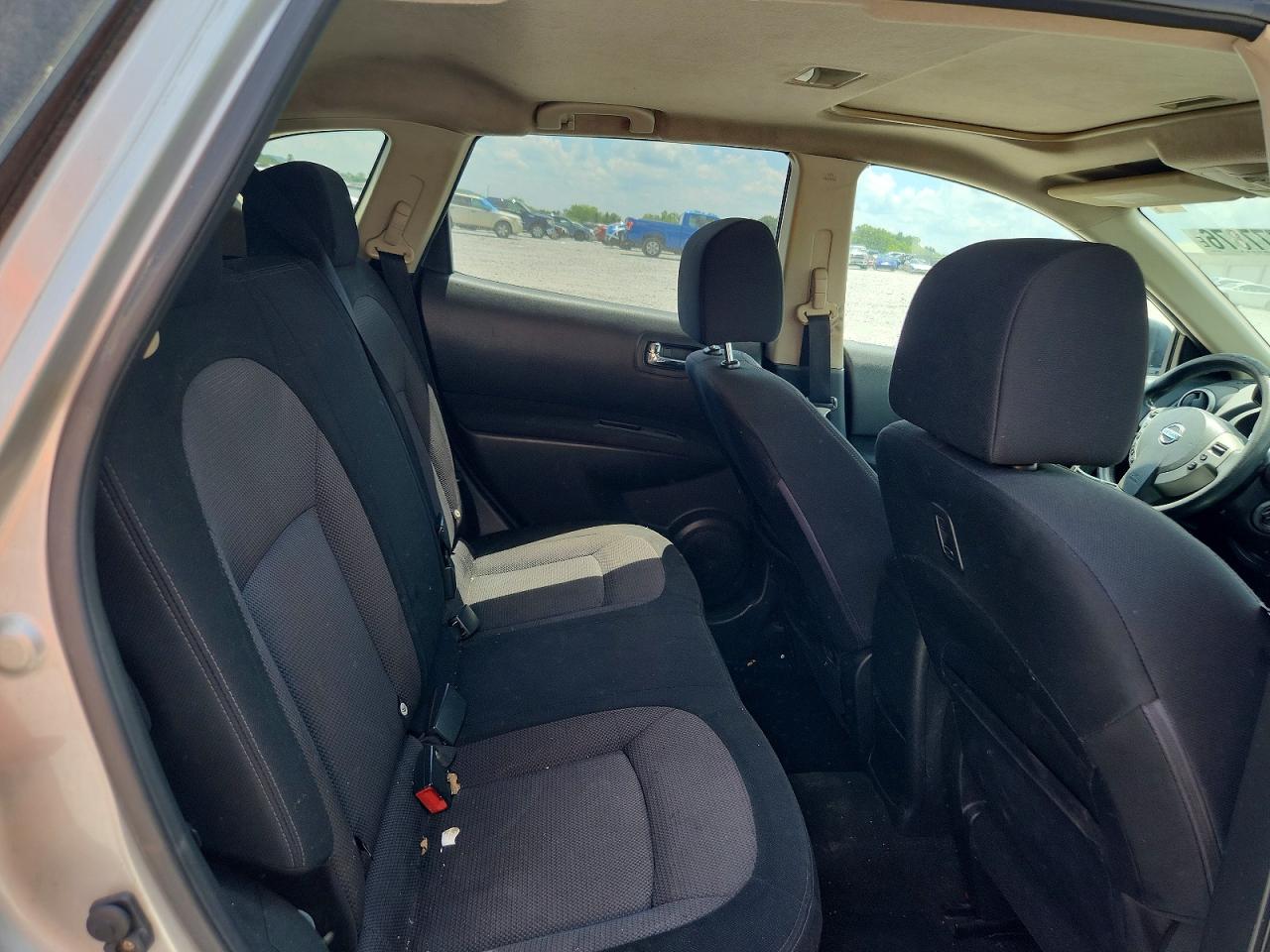 2012 Nissan Rogue S Silver vin: JN8AS5MV3CW709707
