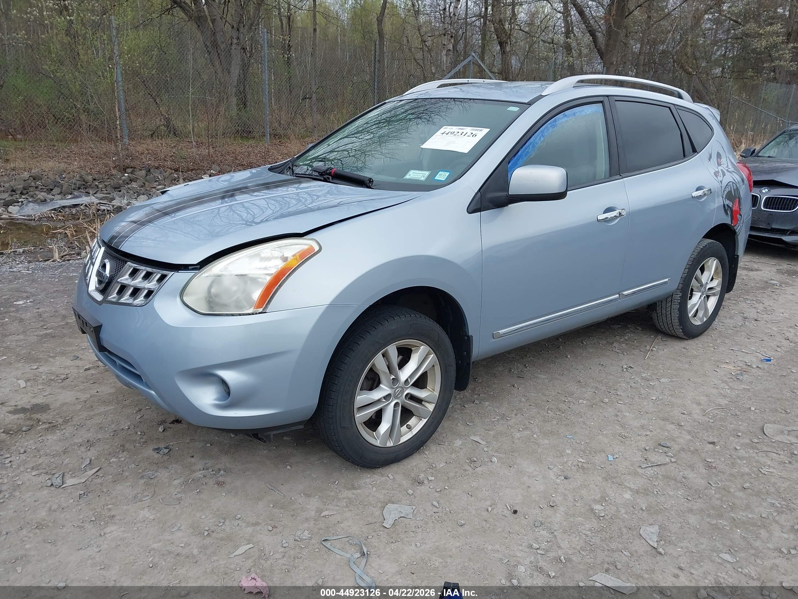 2013 Nissan Rogue Sv Light Blue vin: JN8AS5MV3DW113918