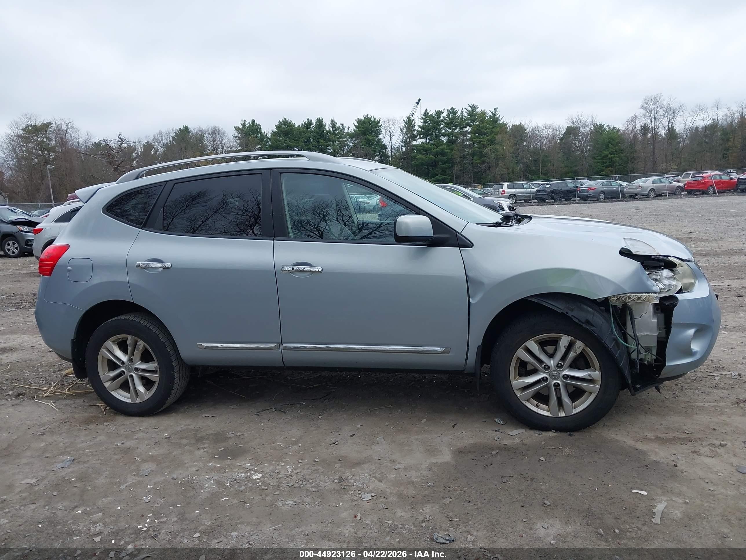 2013 Nissan Rogue Sv Light Blue vin: JN8AS5MV3DW113918