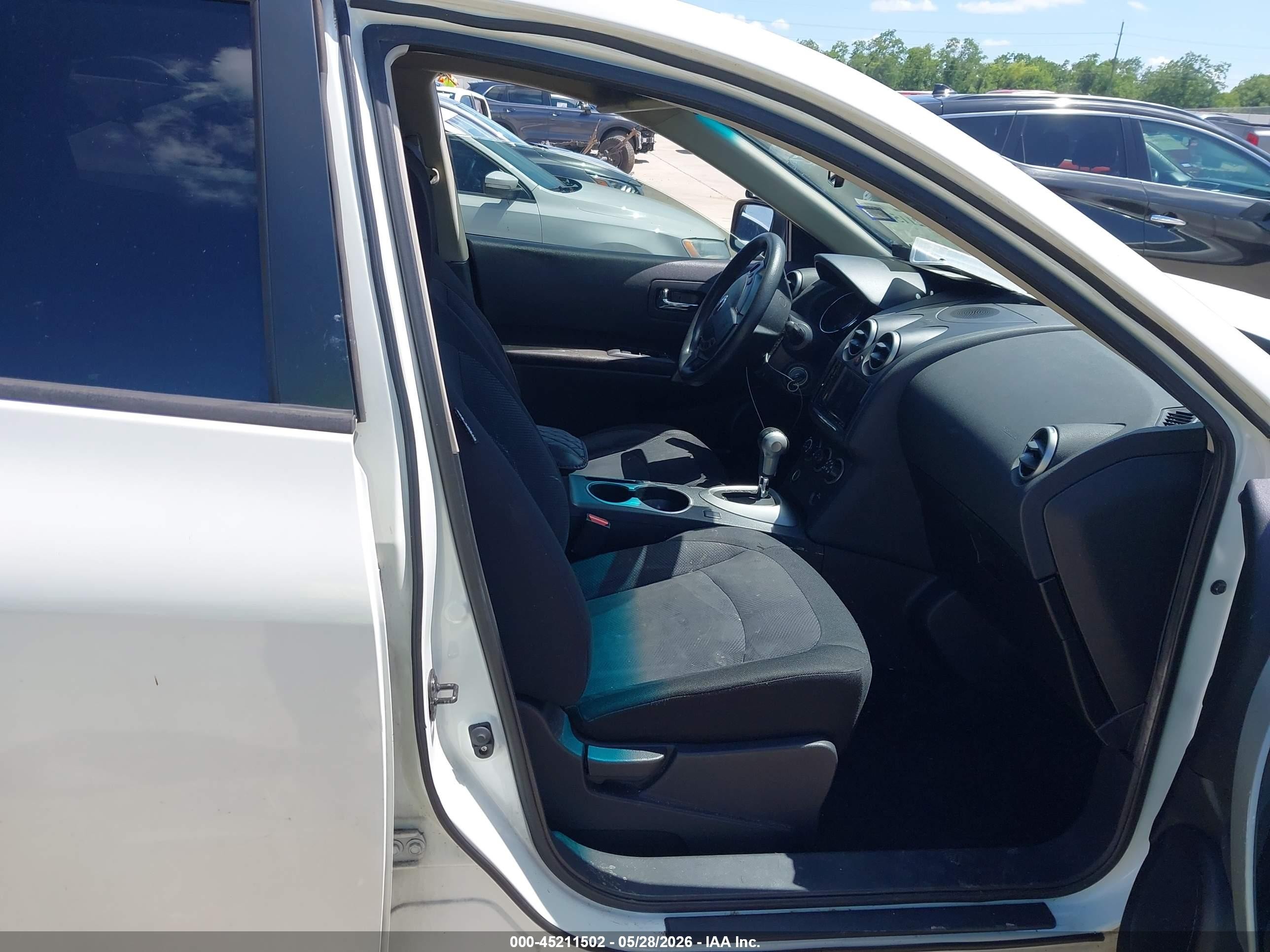 2013 Nissan Rogue S White vin: JN8AS5MV3DW124479