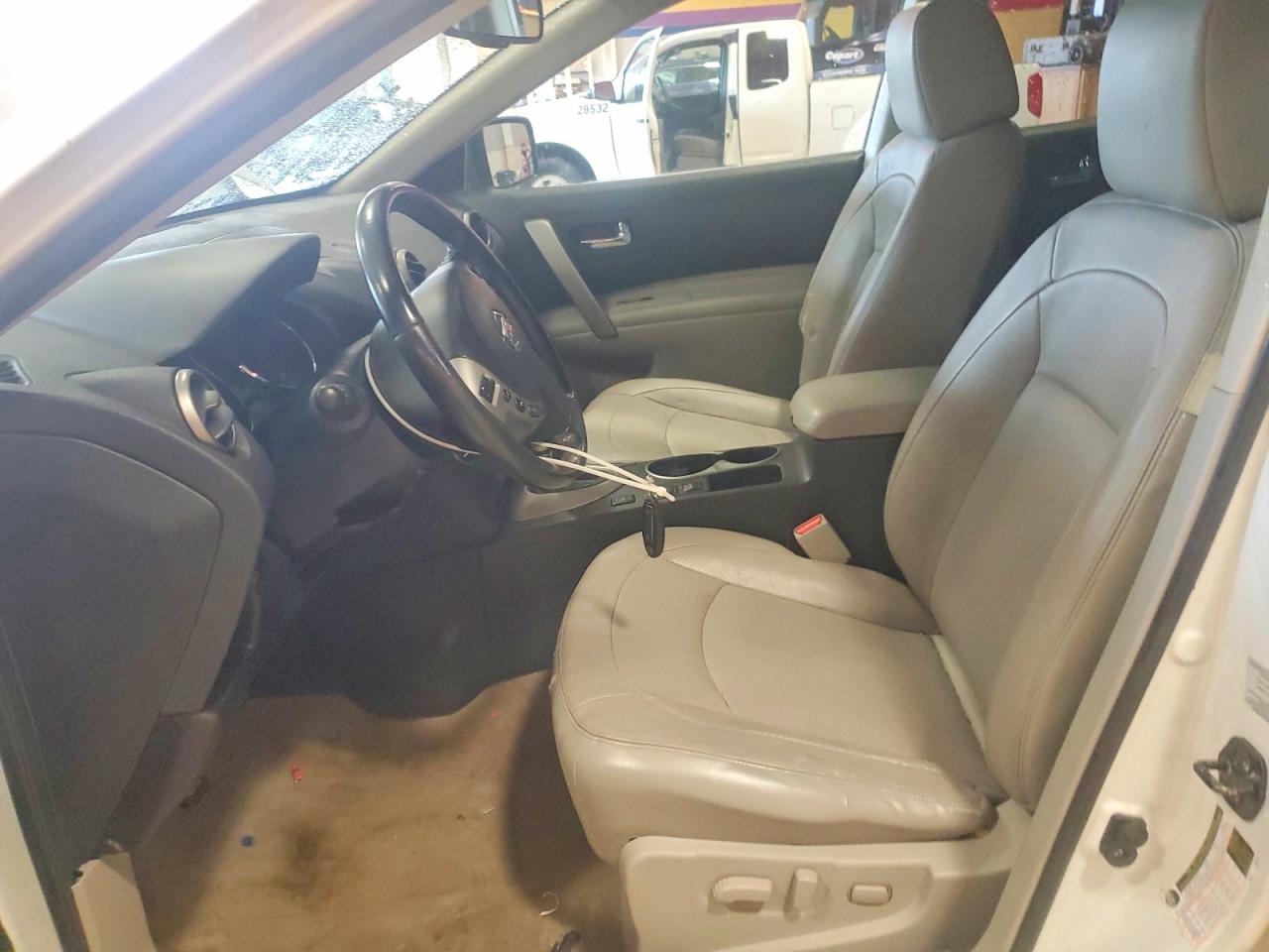 2013 Nissan Rogue S White vin: JN8AS5MV3DW137250