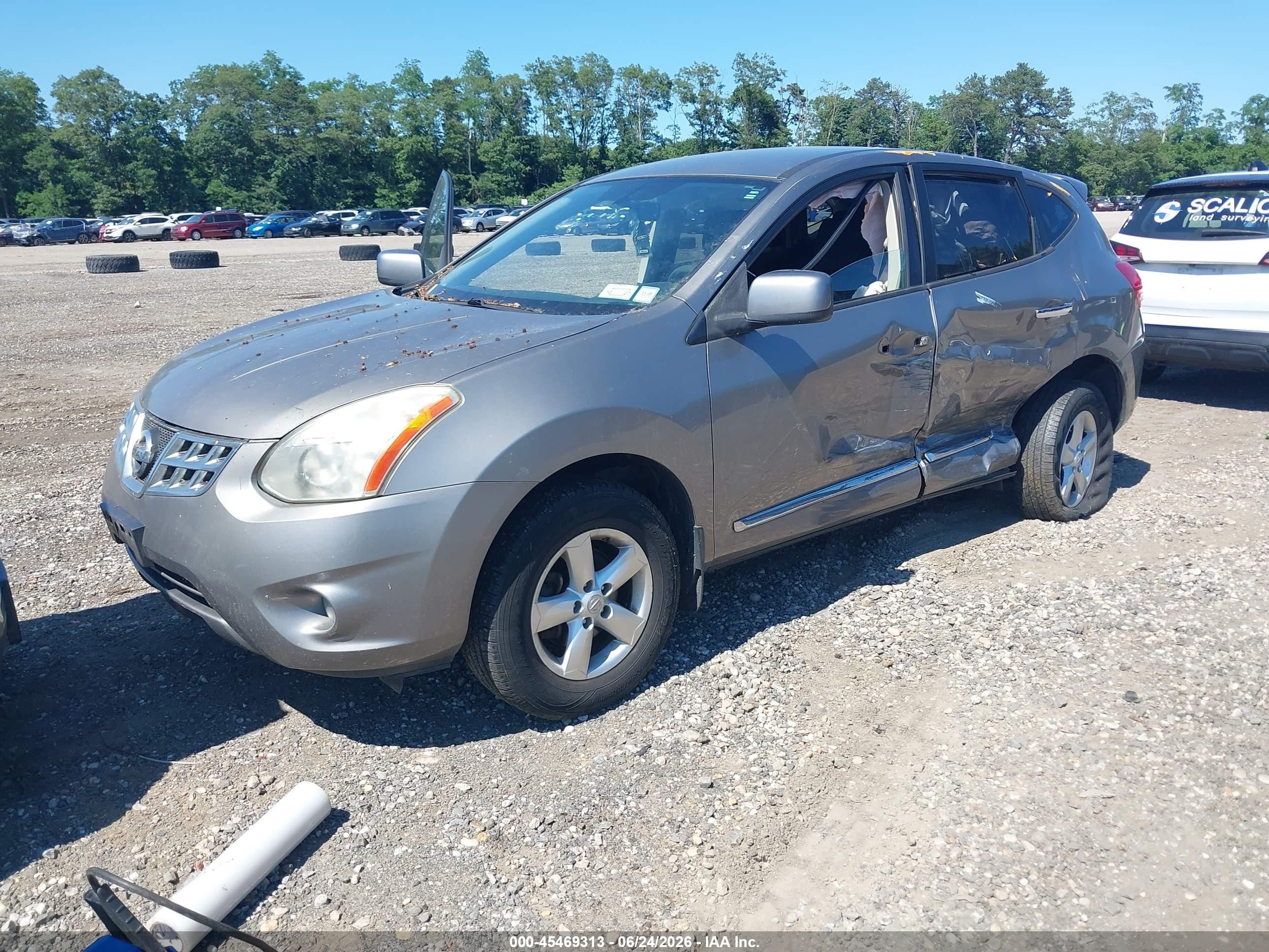 2013 Nissan Rogue S Beige vin: JN8AS5MV3DW615716