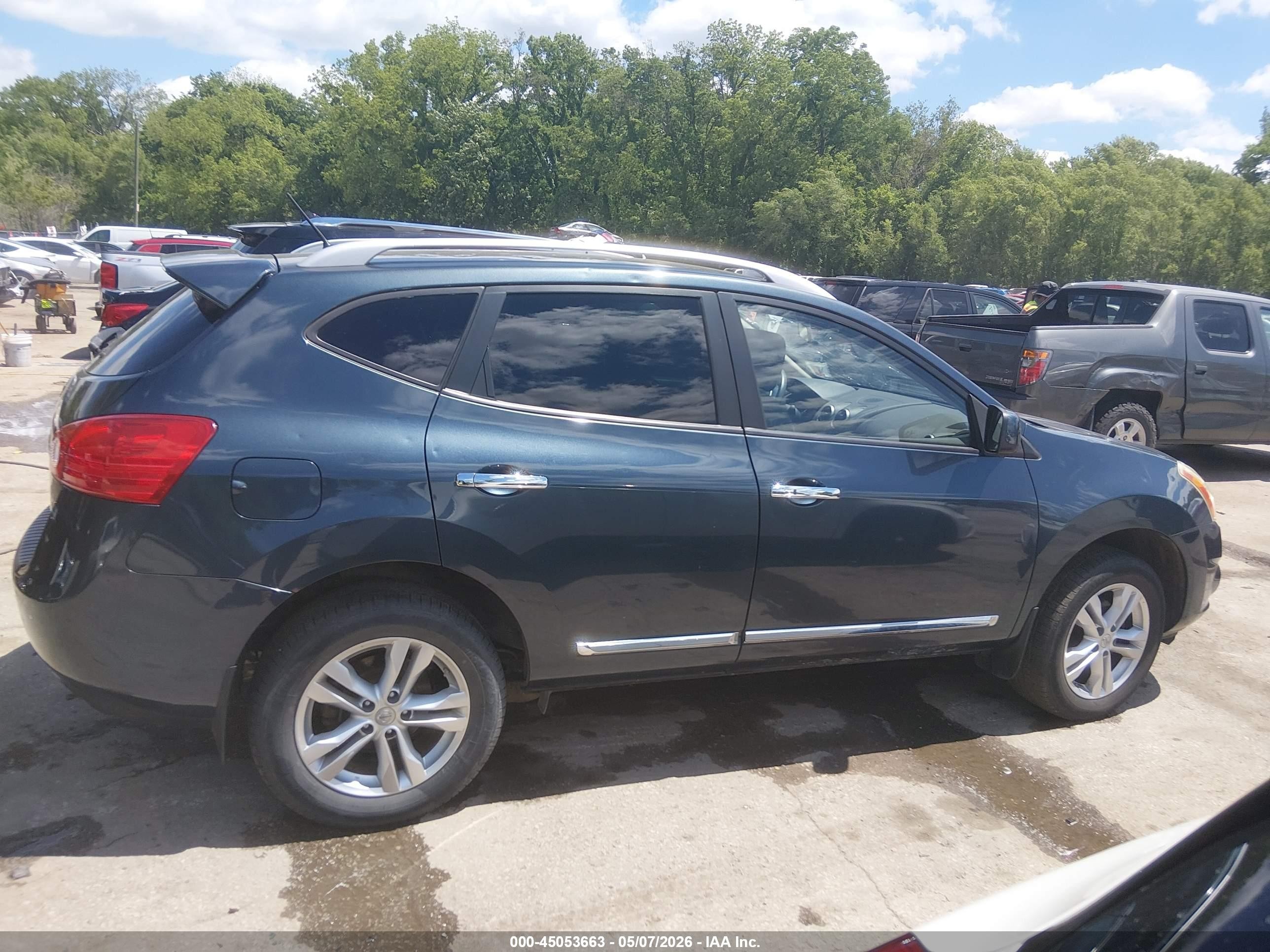 2013 Nissan Rogue Sv Blue vin: JN8AS5MV3DW617353