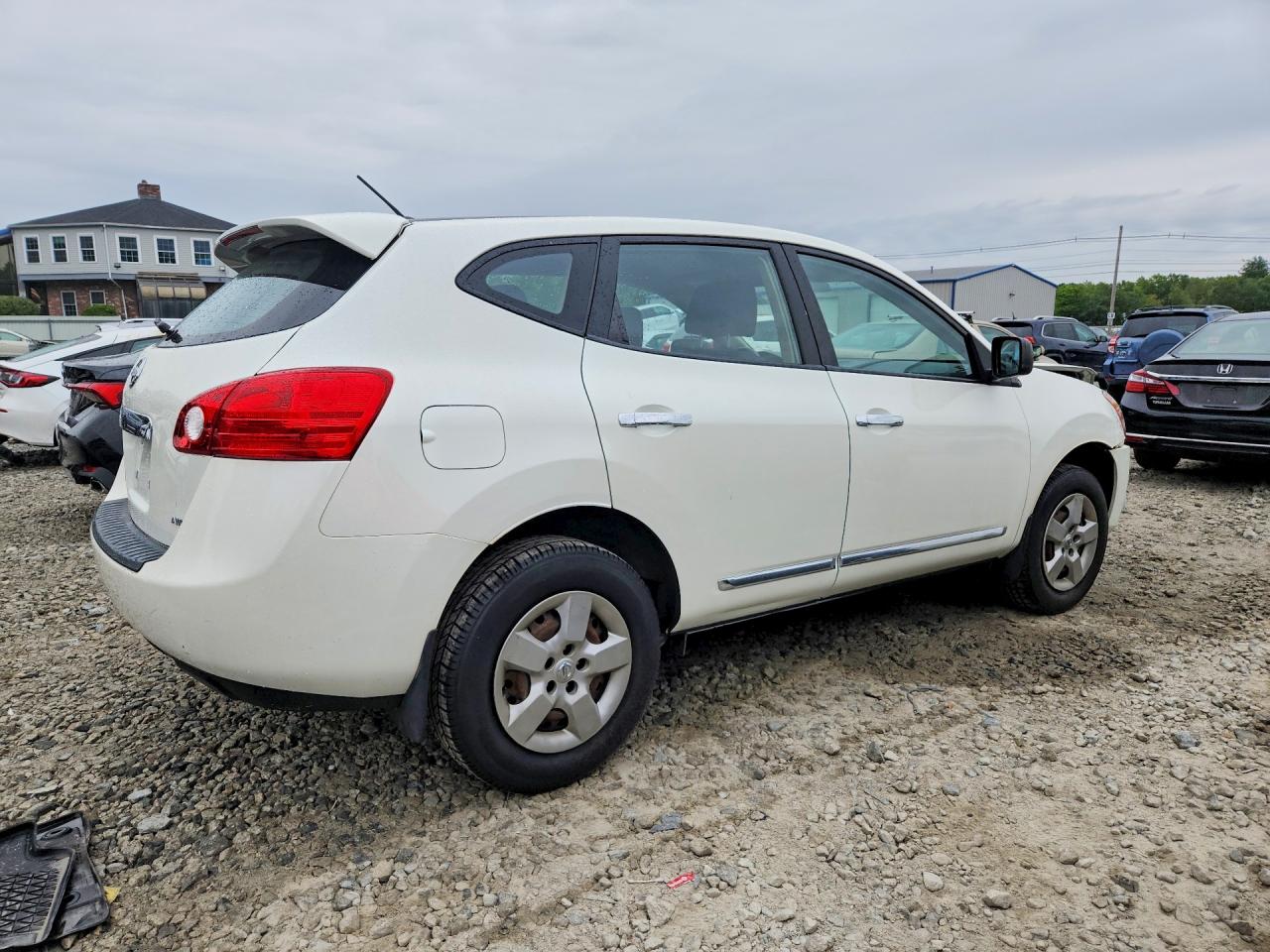 2013 Nissan Rogue S White vin: JN8AS5MV3DW624206
