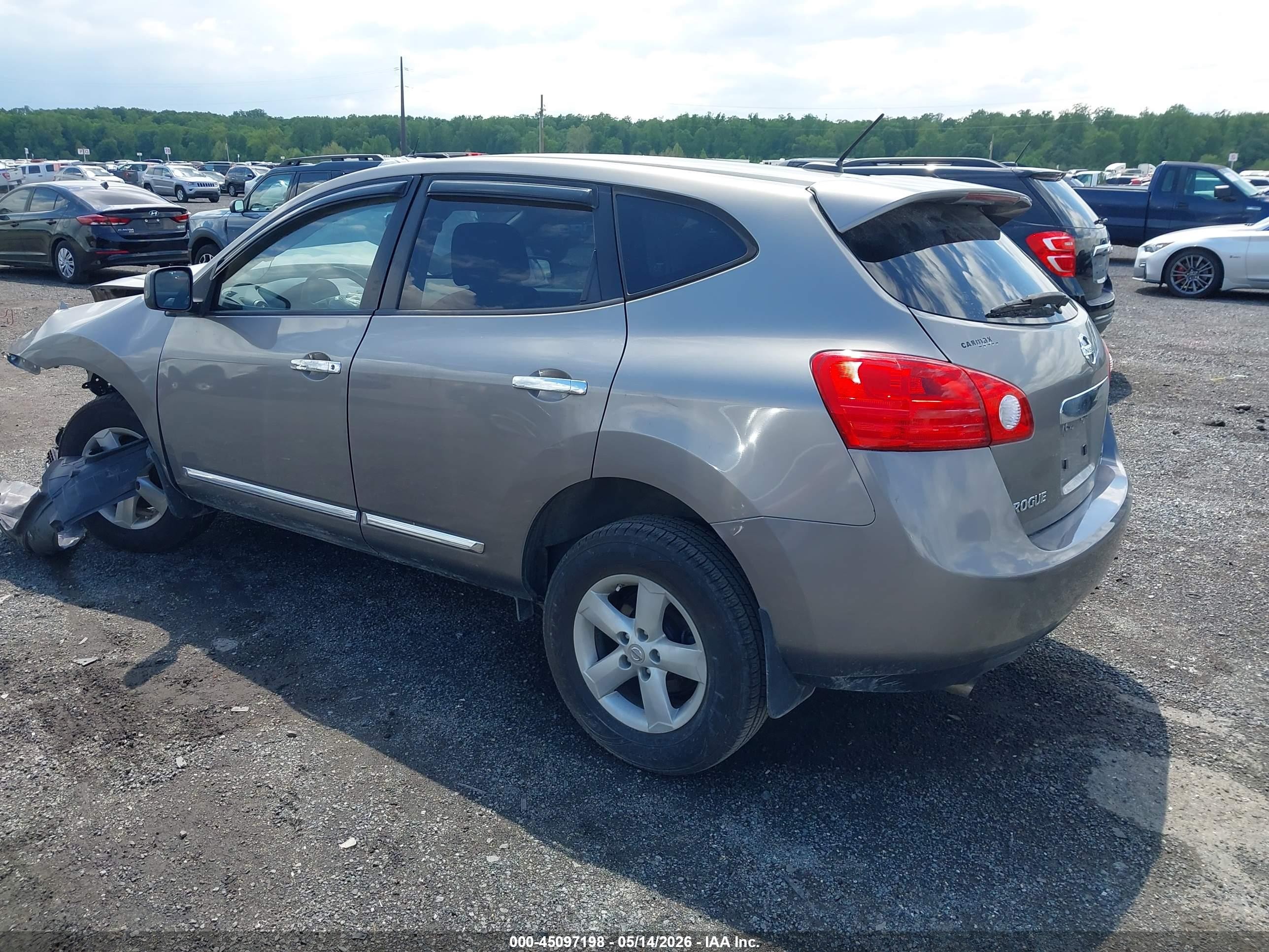 2013 Nissan Rogue S Gold vin: JN8AS5MV3DW630197