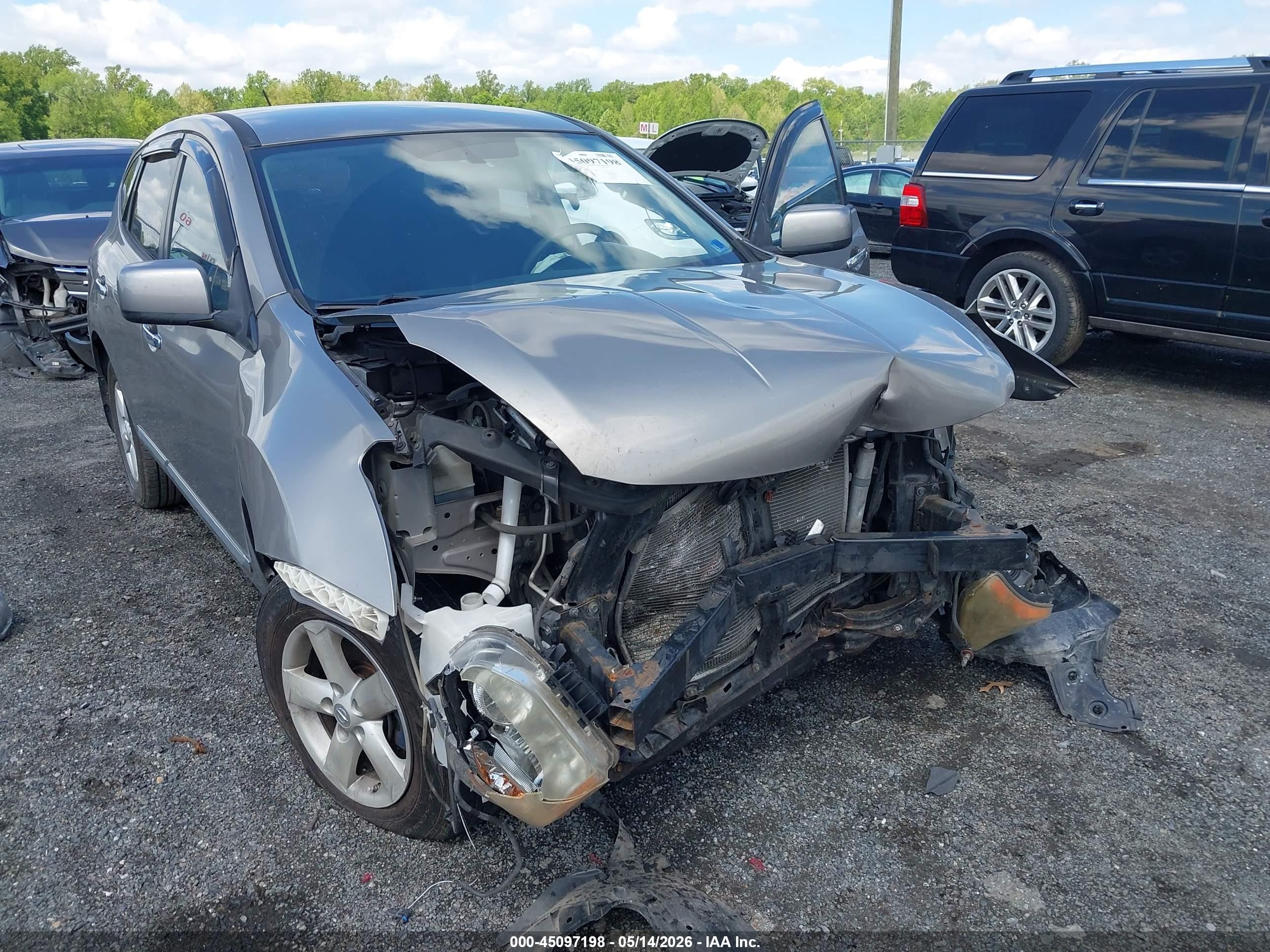 2013 Nissan Rogue S Gold vin: JN8AS5MV3DW630197