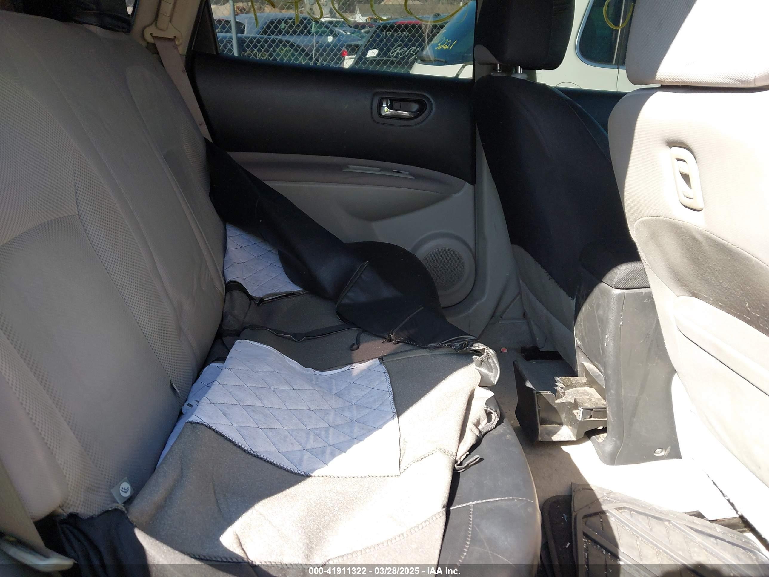 2013 Nissan Rogue S Tan vin: JN8AS5MV3DW652975