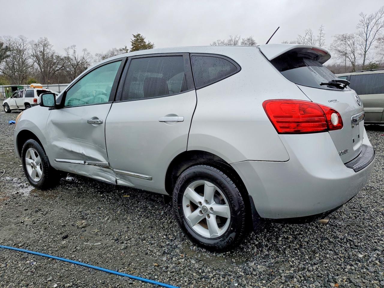 2013 Nissan Rogue S Silver vin: JN8AS5MV3DW663099