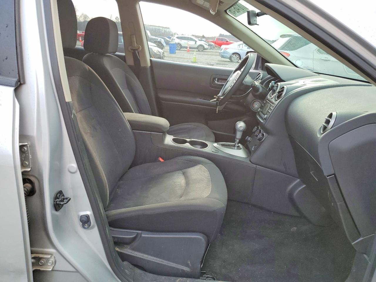 2013 Nissan Rogue S Silver vin: JN8AS5MV3DW663099