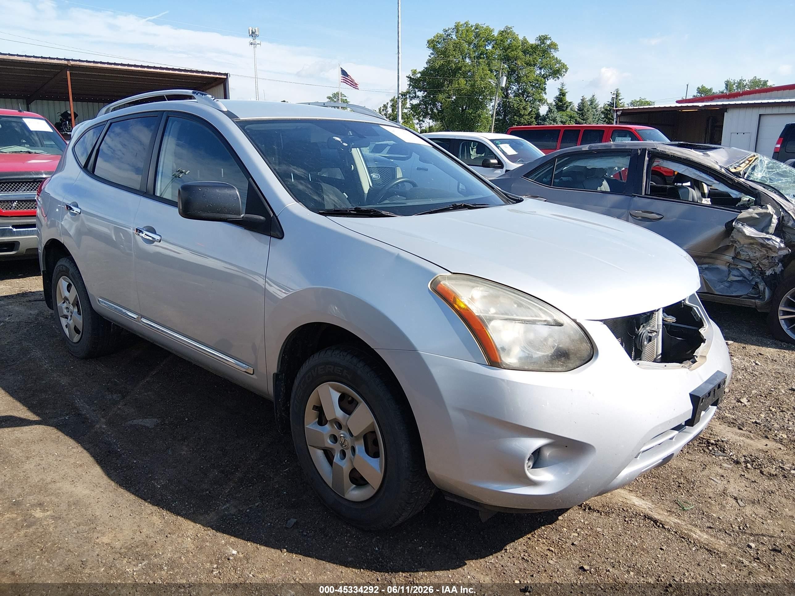 2014 Nissan Rogue Select S Silver vin: JN8AS5MV3EW203507