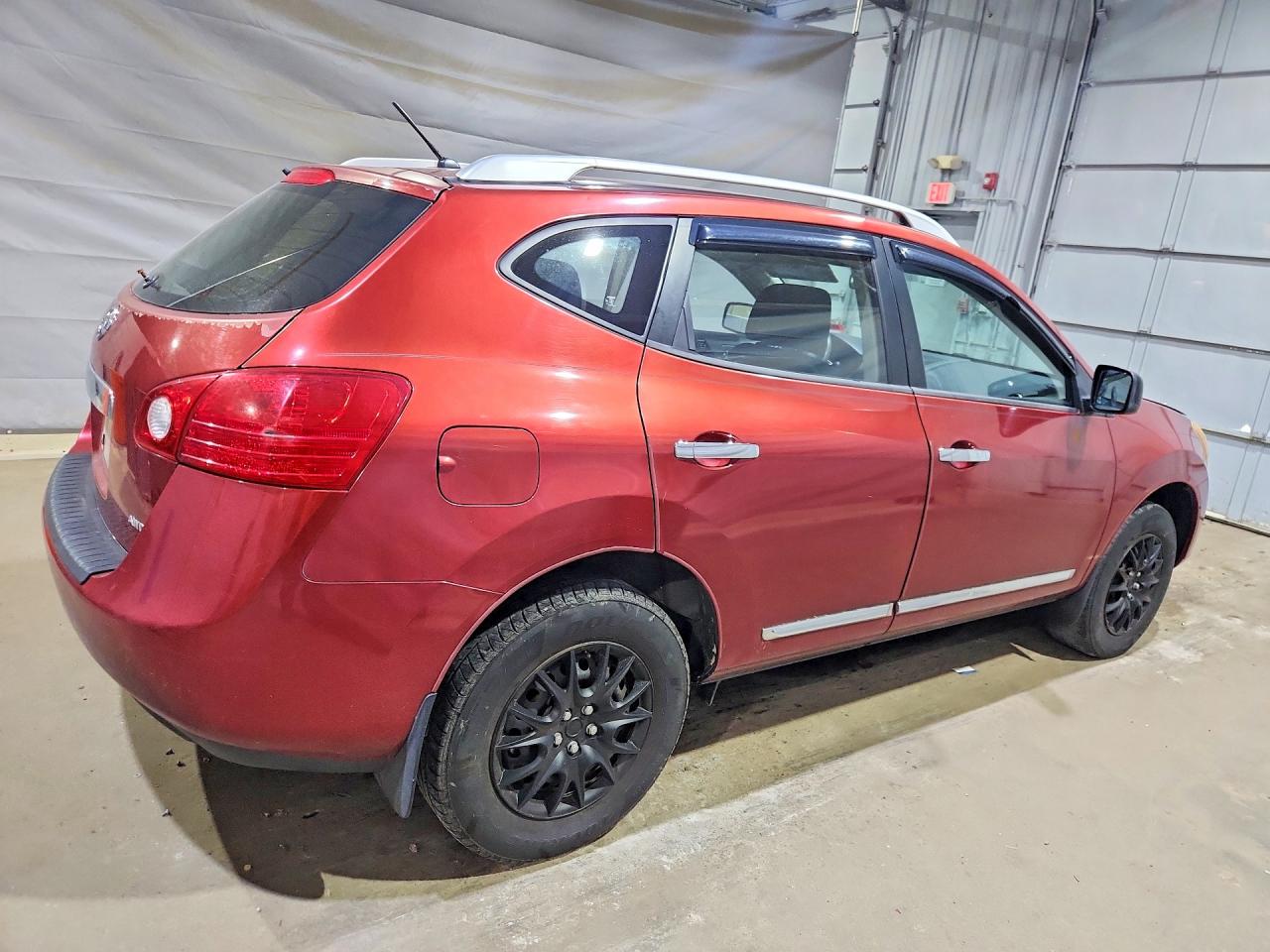 2014 Nissan Rogue Select S Red vin: JN8AS5MV3EW701304