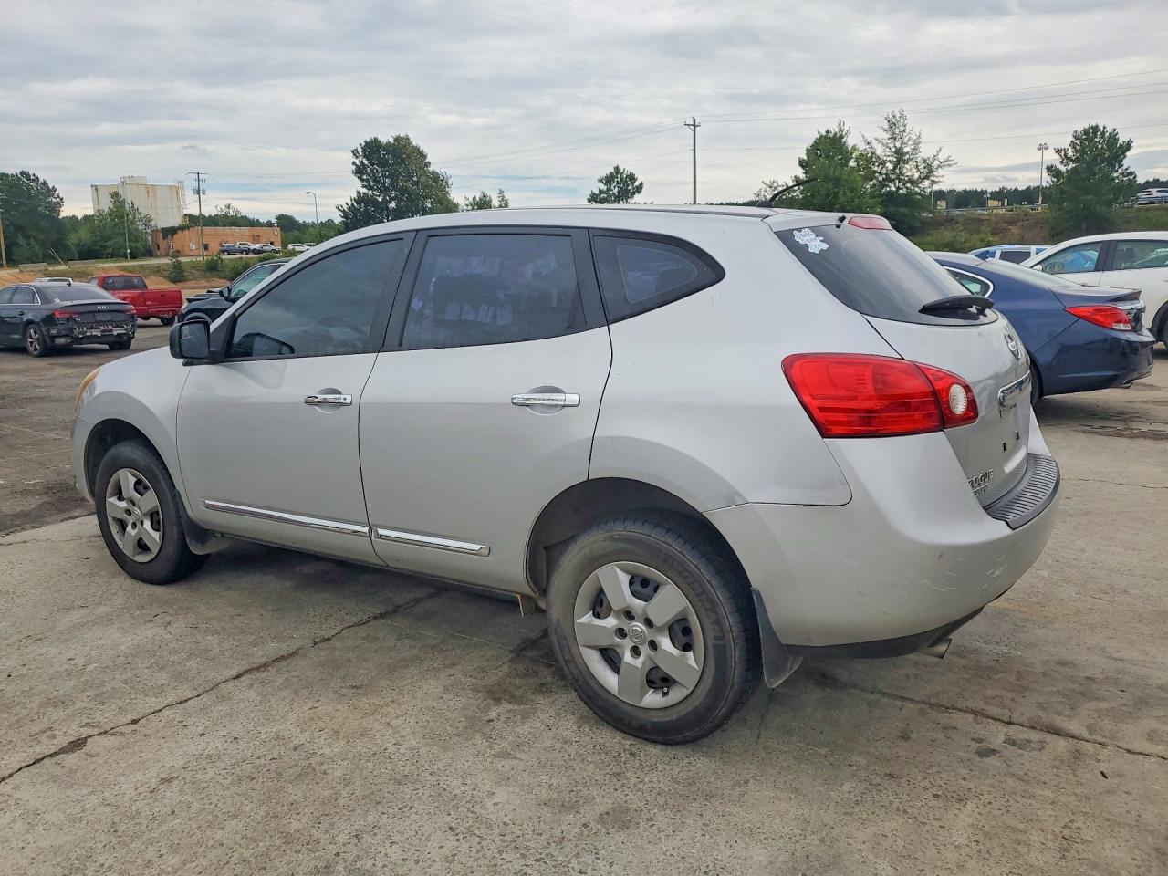 2014 Nissan Rogue Select S Silver vin: JN8AS5MV3EW710780