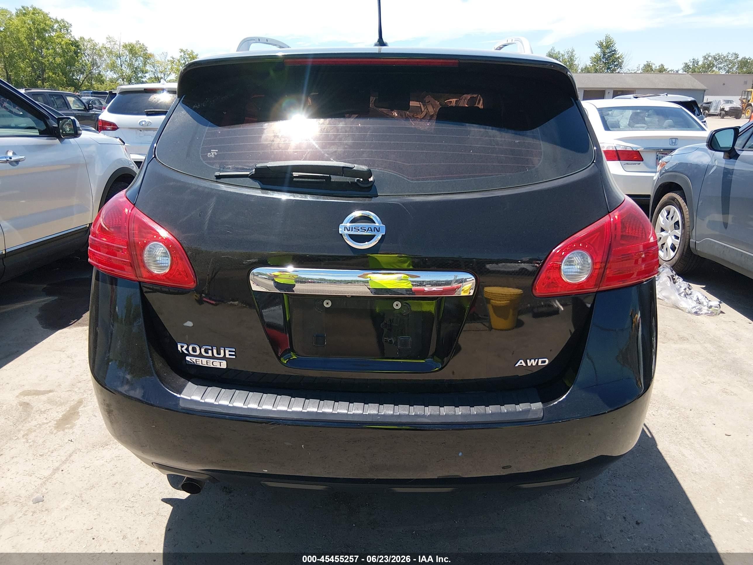2015 Nissan Rogue Select S Black vin: JN8AS5MV3FW758295