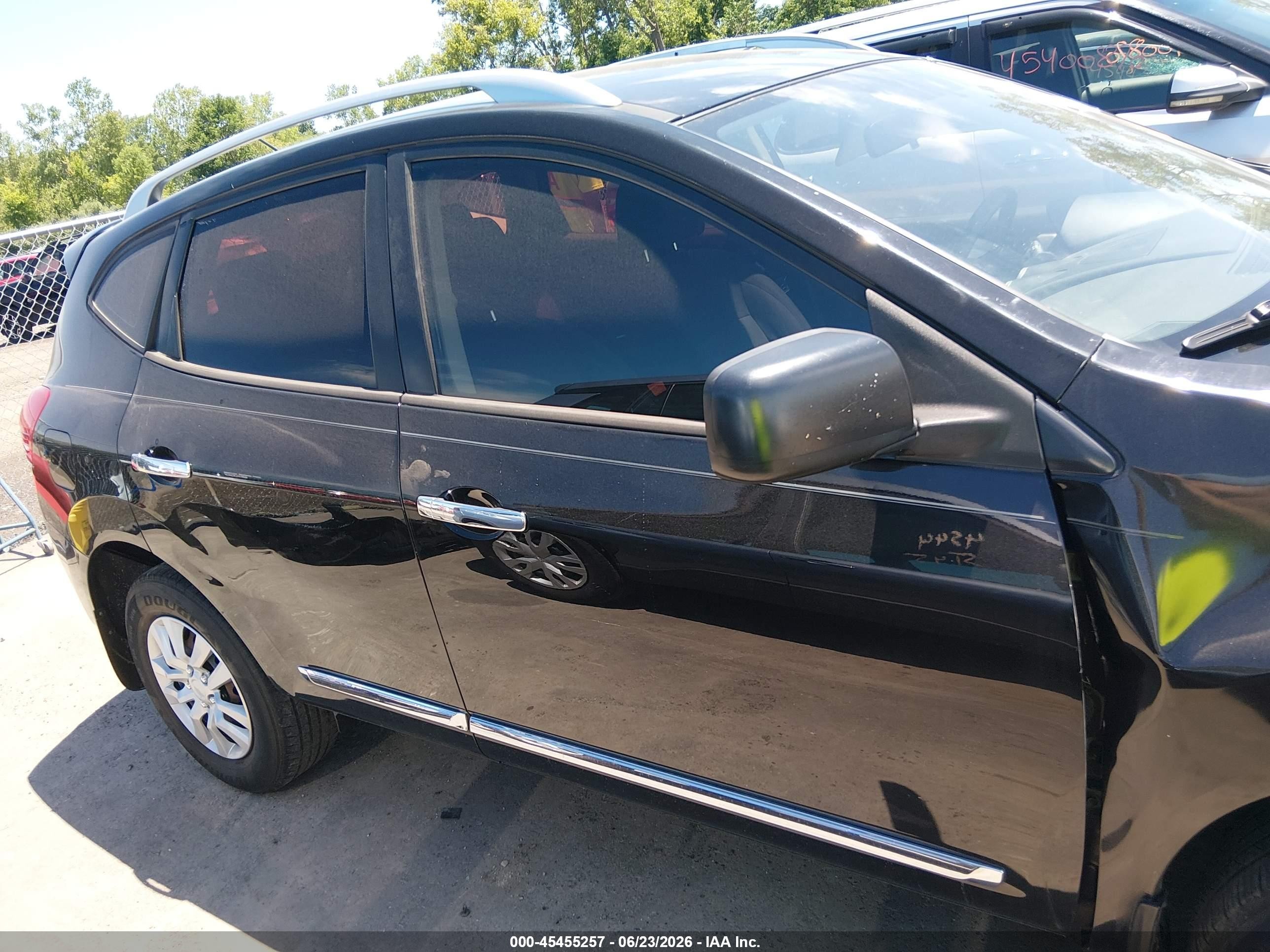 2015 Nissan Rogue Select S Black vin: JN8AS5MV3FW758295