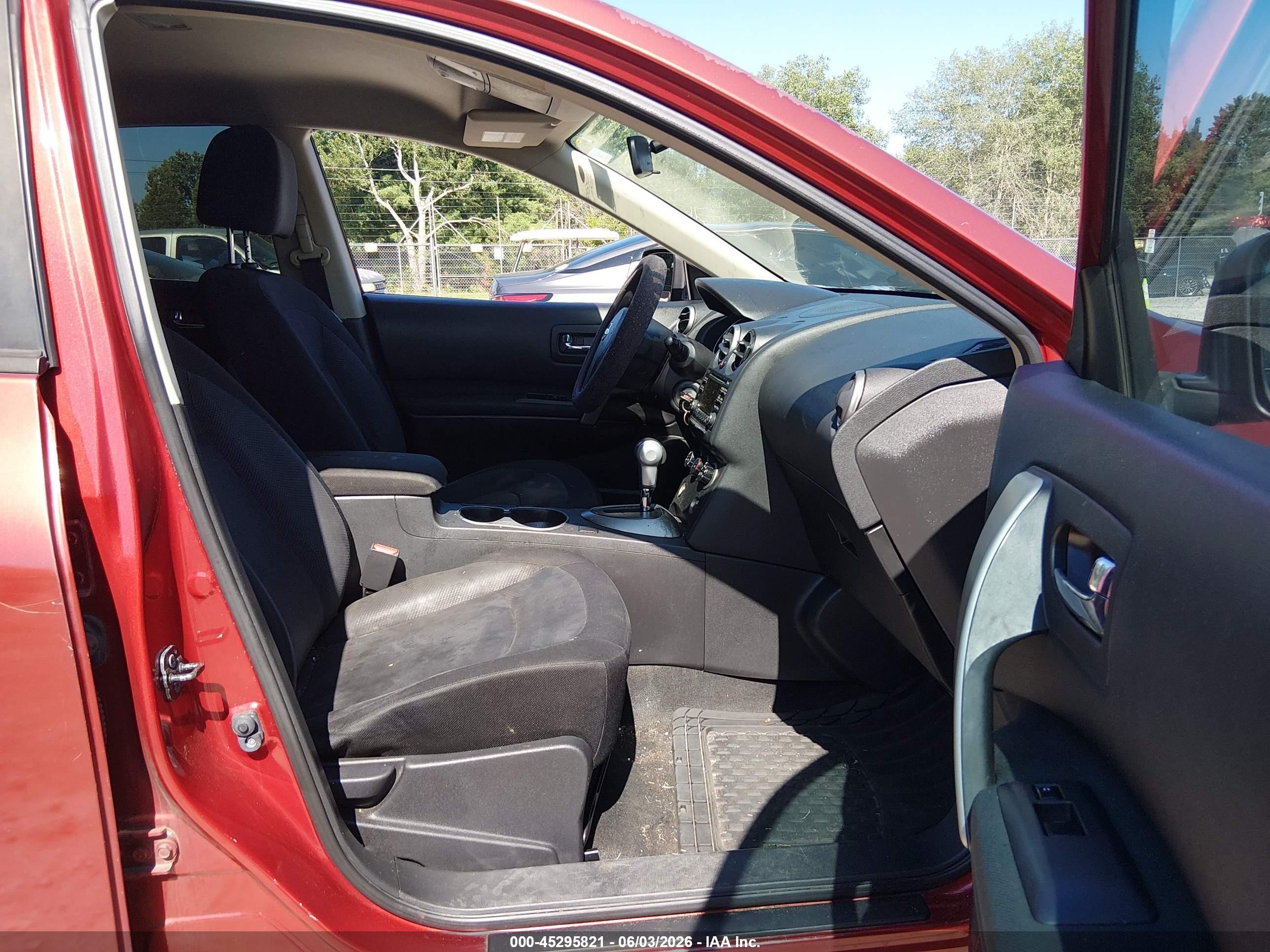 2015 Nissan Rogue Select S Burgundy vin: JN8AS5MV3FW768938