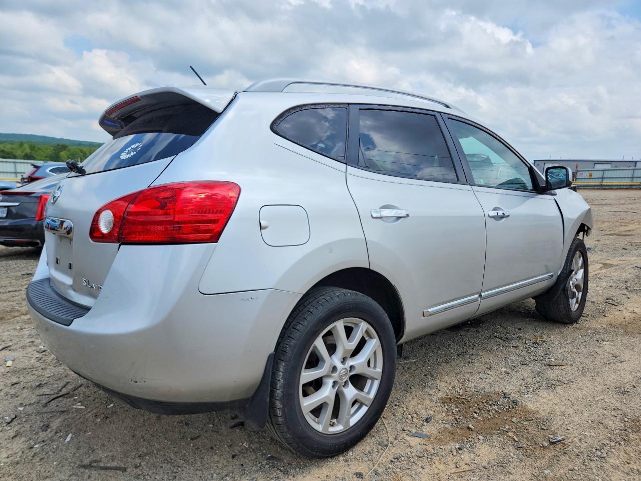 2011 Nissan Rogue S Серебряный vin: JN8AS5MV4BW270046