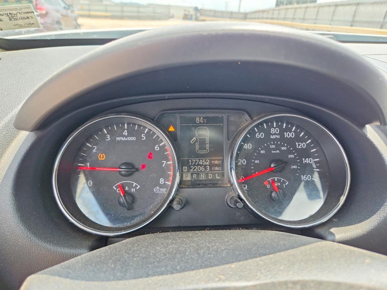 2011 Nissan Rogue S Серебряный vin: JN8AS5MV4BW270046