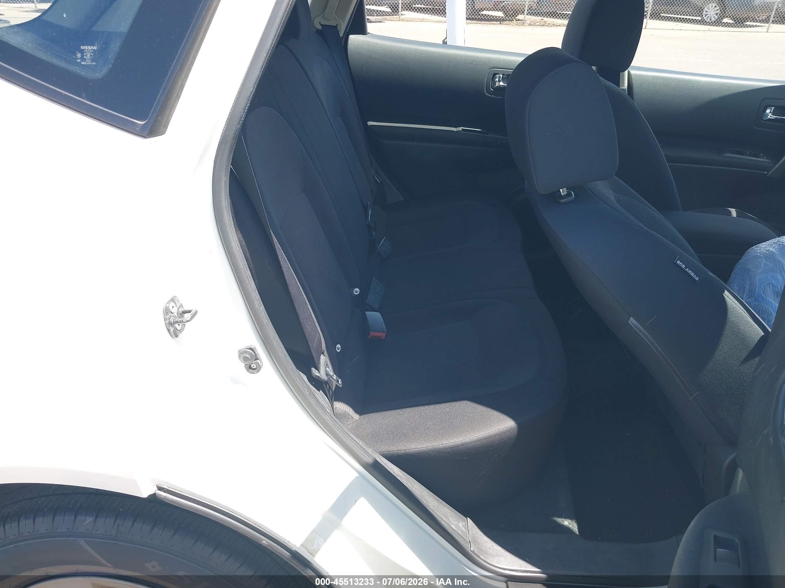 2011 Nissan Rogue S White vin: JN8AS5MV4BW273089