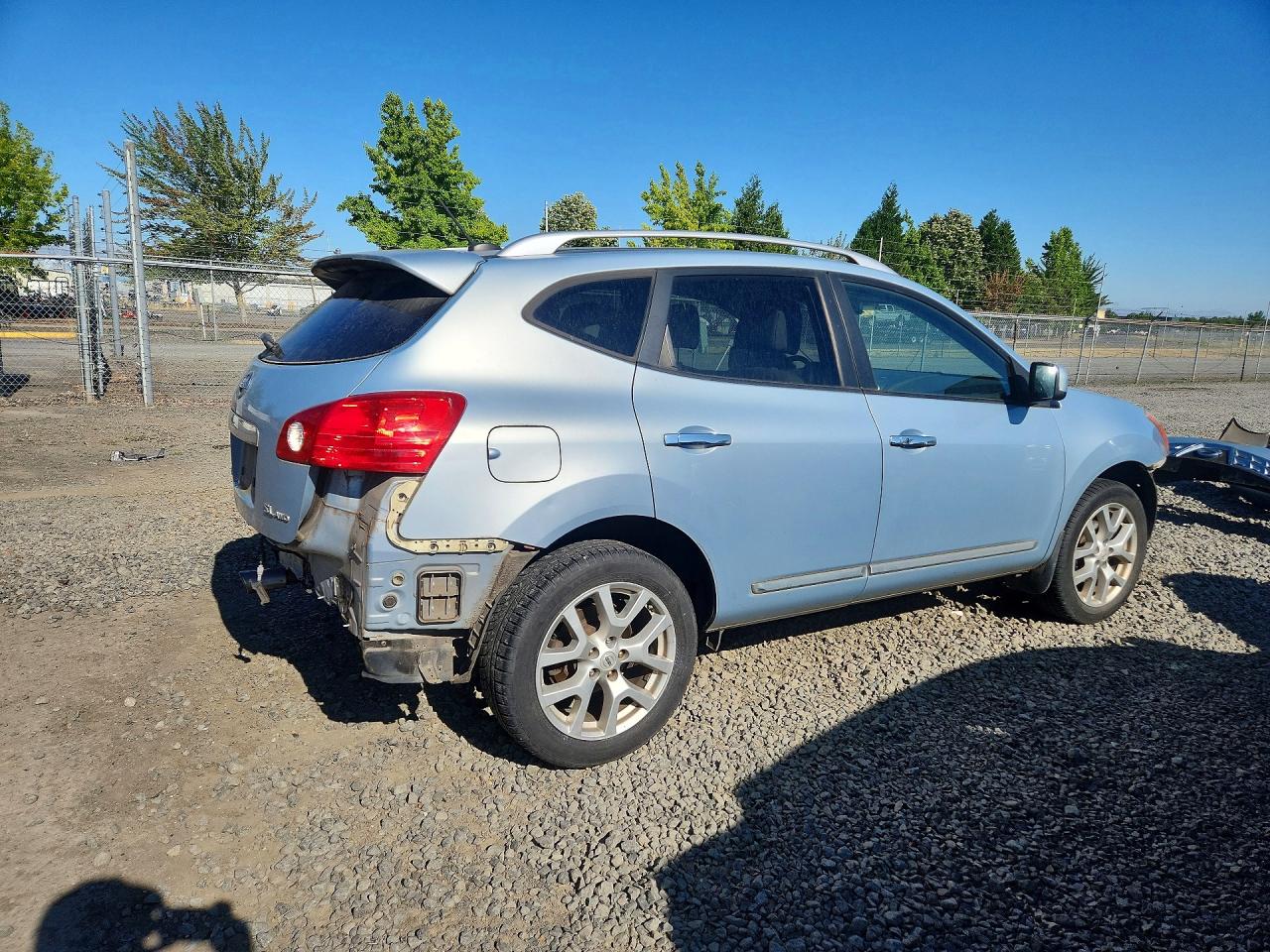 2011 Nissan Rogue S Silver vin: JN8AS5MV4BW274226