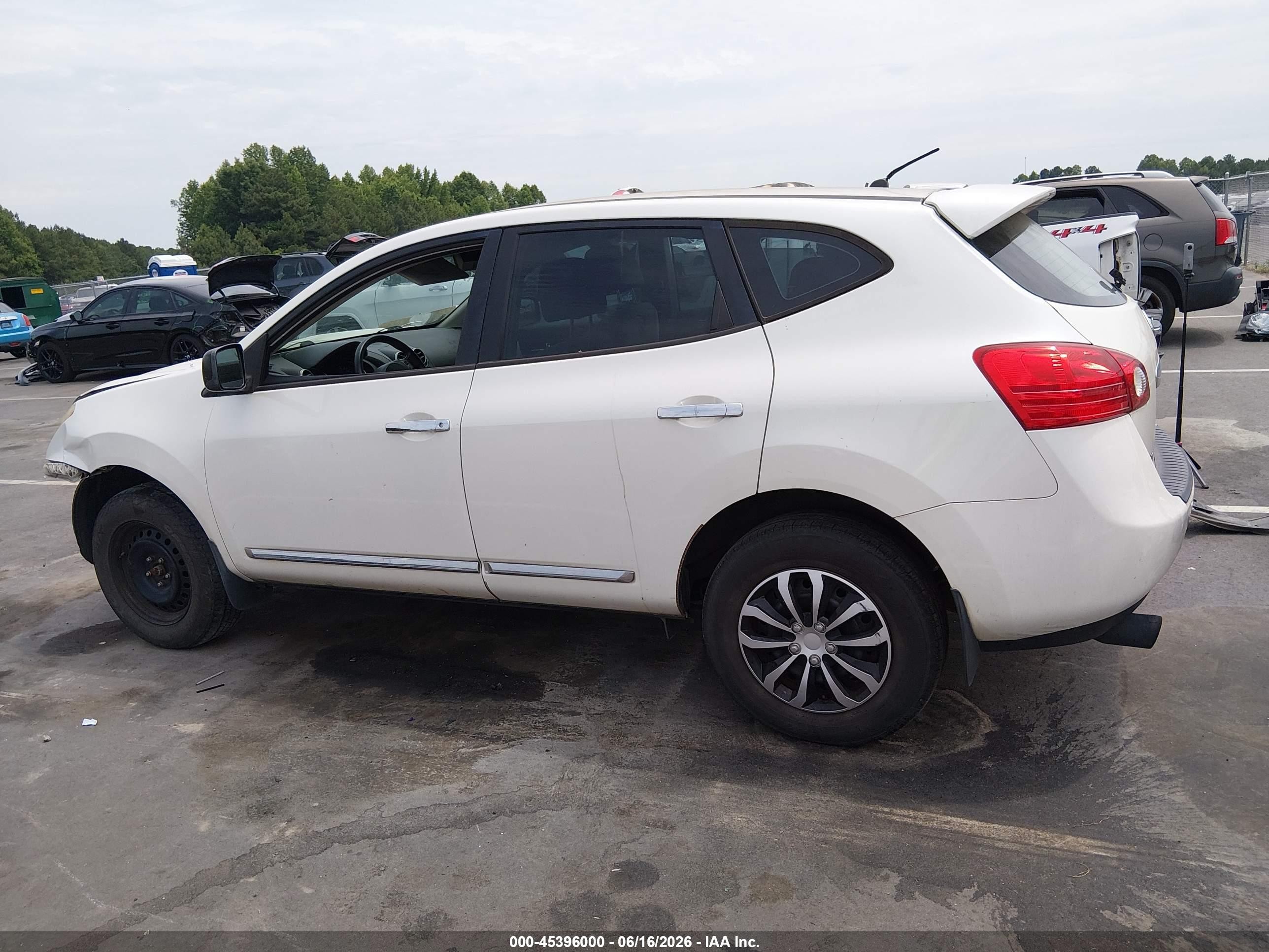 2011 Nissan Rogue S White vin: JN8AS5MV4BW302283