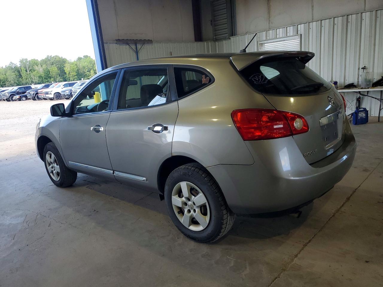 2011 Nissan Rogue S Серебряный vin: JN8AS5MV4BW681172