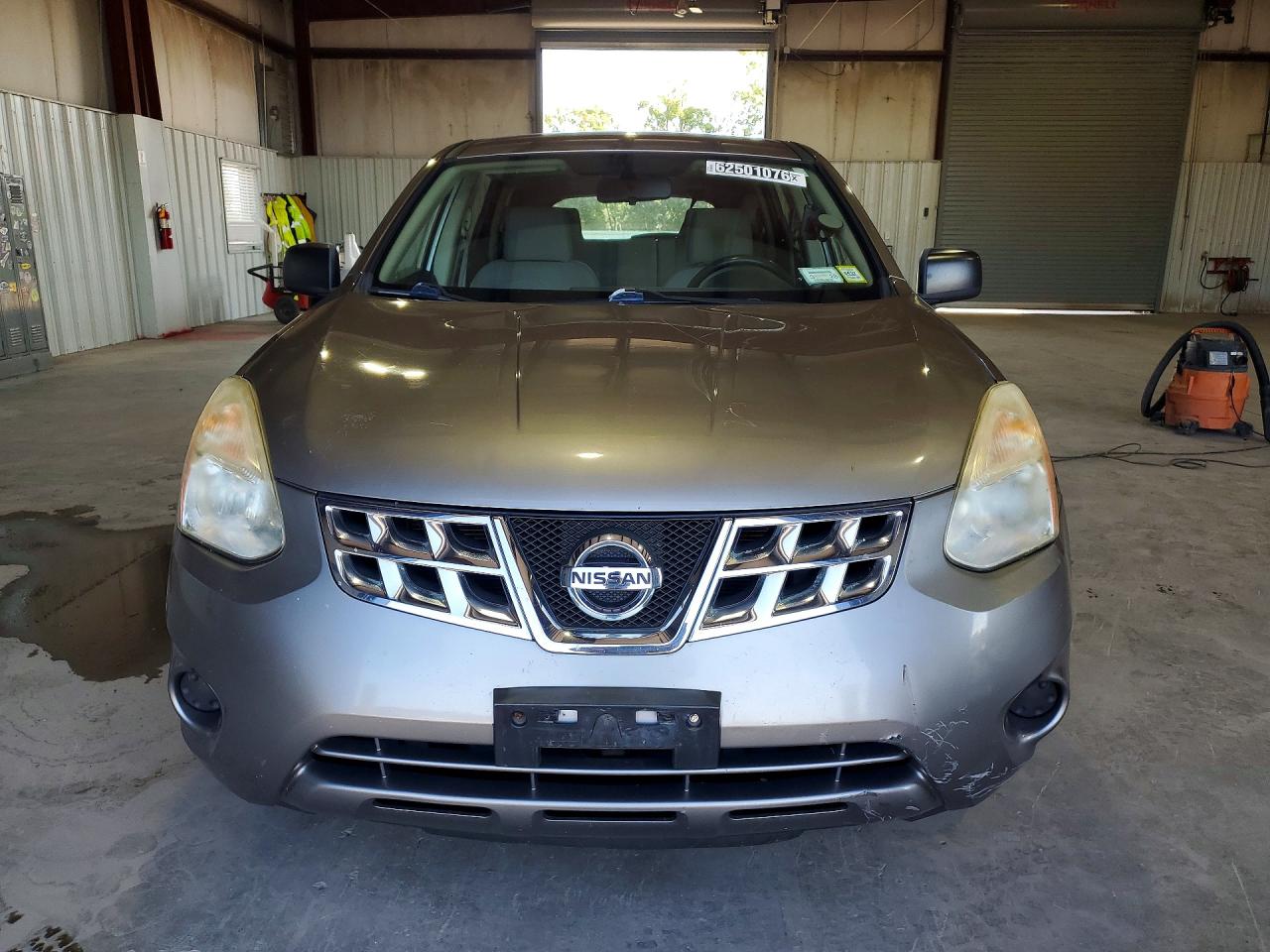 2011 Nissan Rogue S Серебряный vin: JN8AS5MV4BW681172