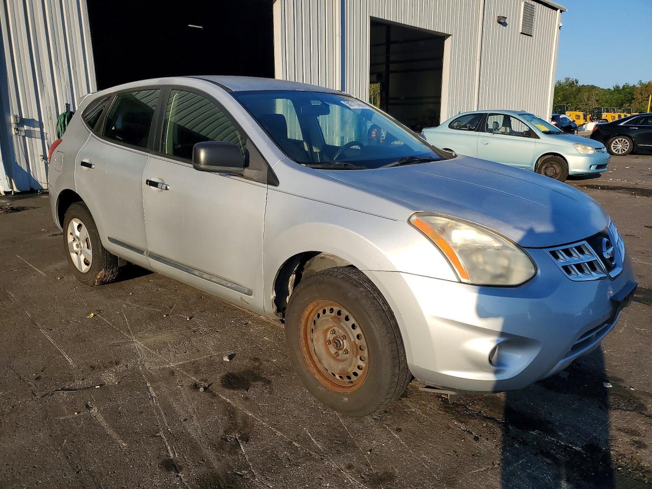 2011 Nissan Rogue S Silver vin: JN8AS5MV4BW681236